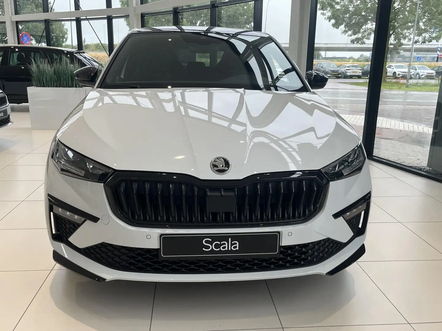 Skoda Scala 1.0 TSI Monte Carlo 115 PK | Matrix LED Koplampen Wit - 2