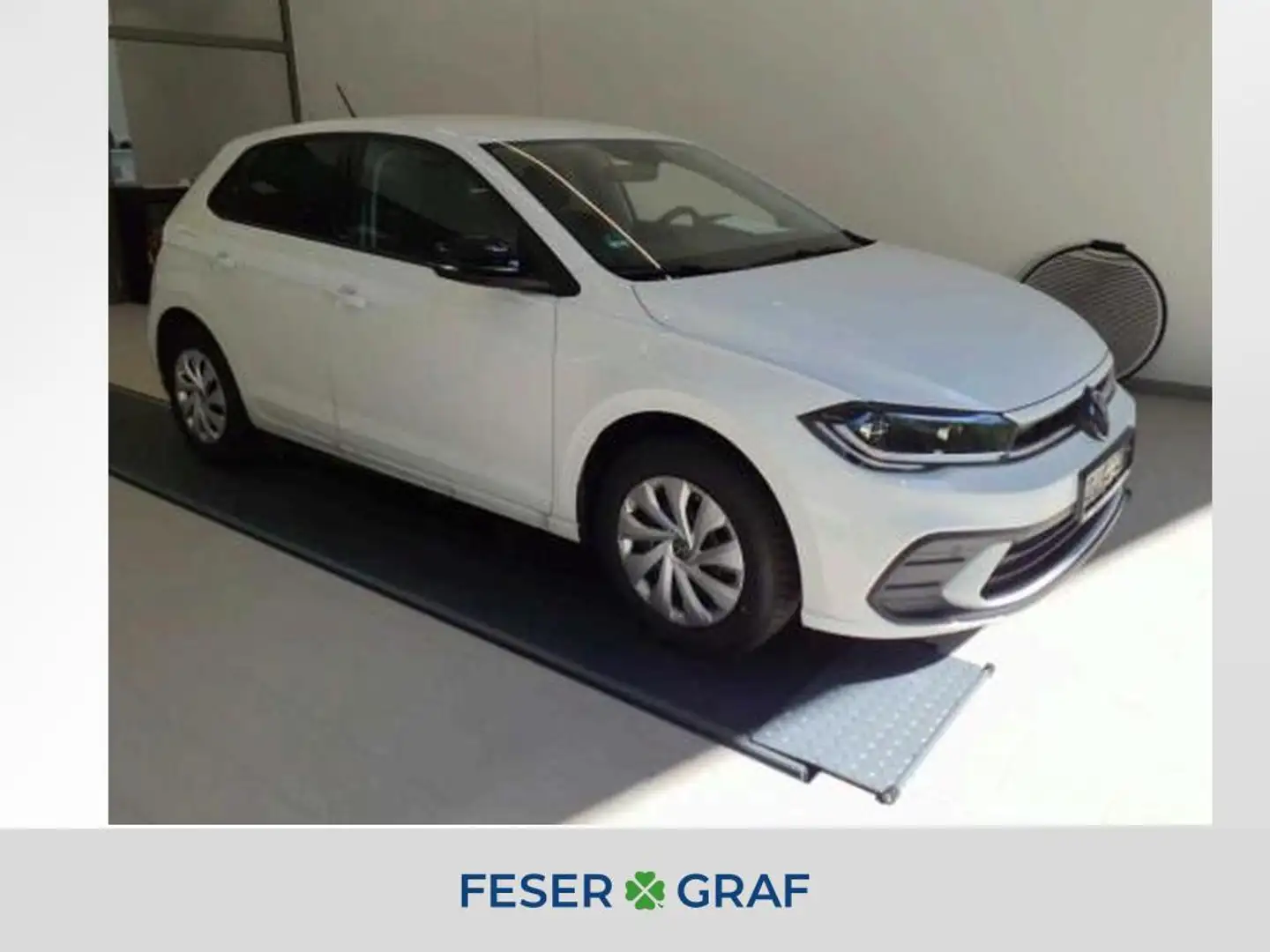Volkswagen Polo 1.0 TSI DSG MOVE NAVI IQ.LIGHT APP PDC Weiß - 1