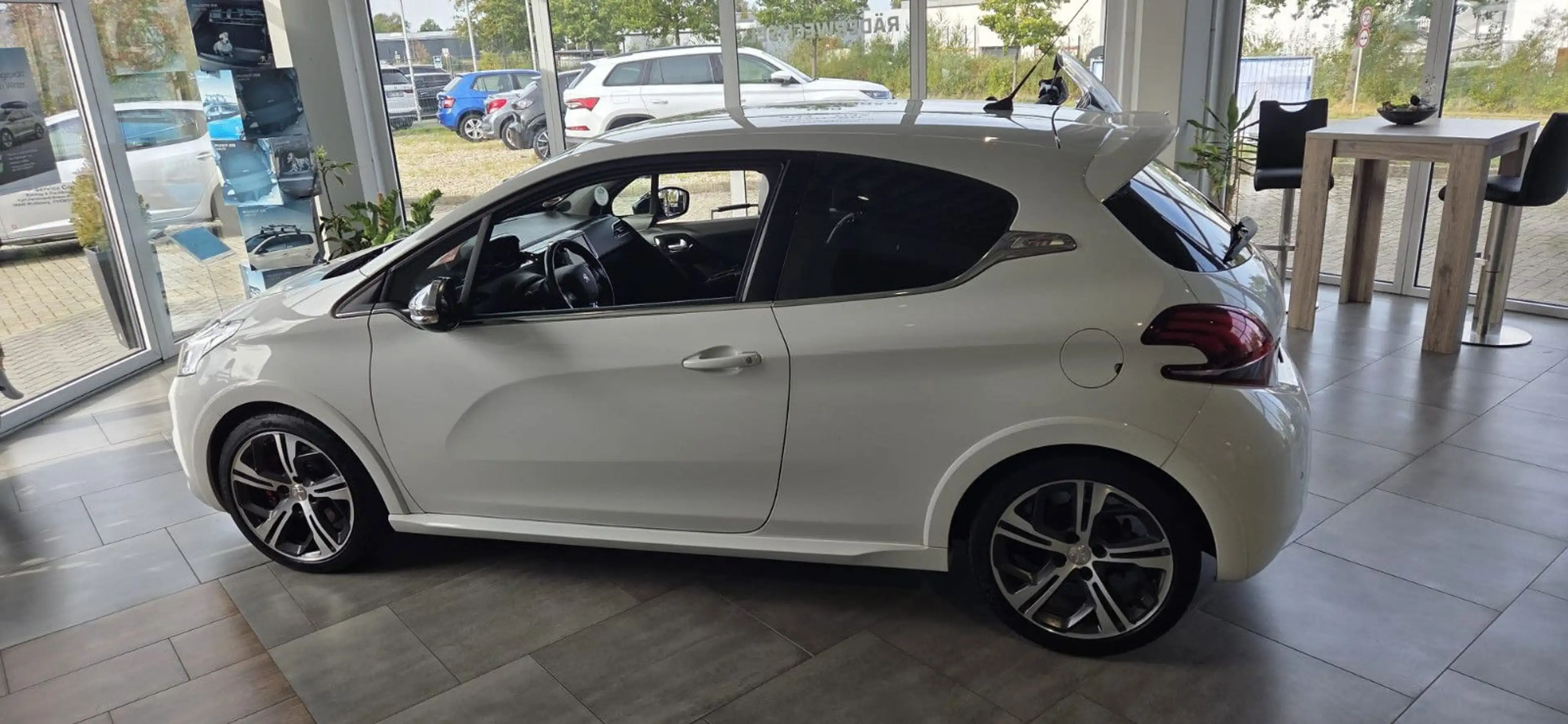 Peugeot 208 GTi