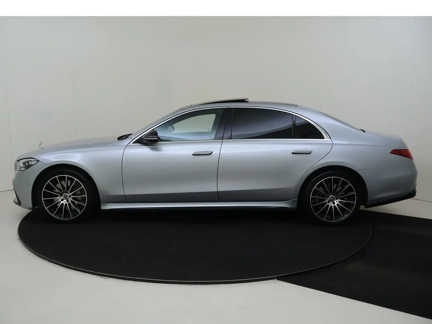 Mercedes-Benz S 500 4MATIC Lang AMG Line /Panoramadak /HUD /Rijassiste Grijs - 2