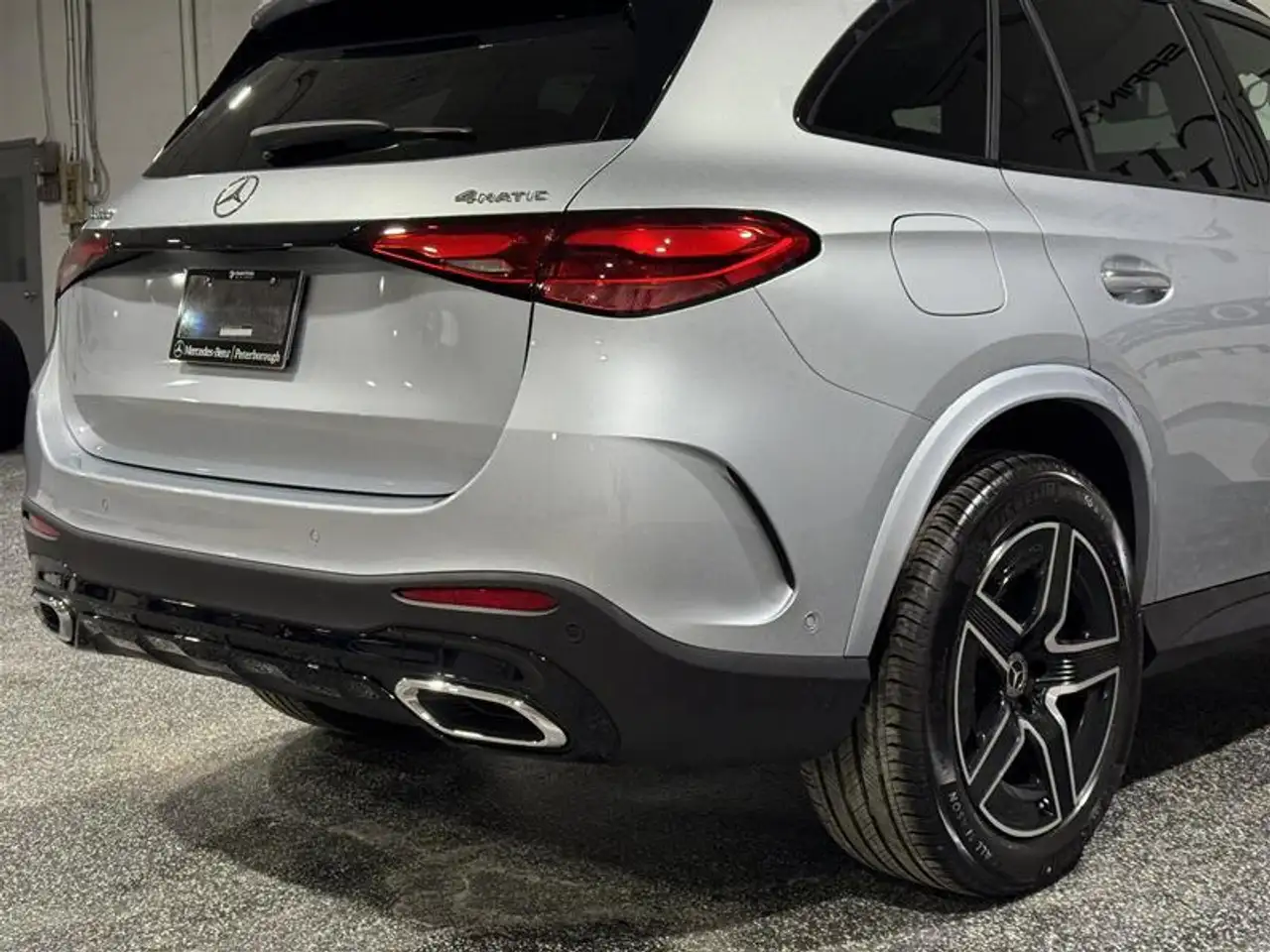 Mercedes-Benz GLC снимка Mercedes-Benz GLC