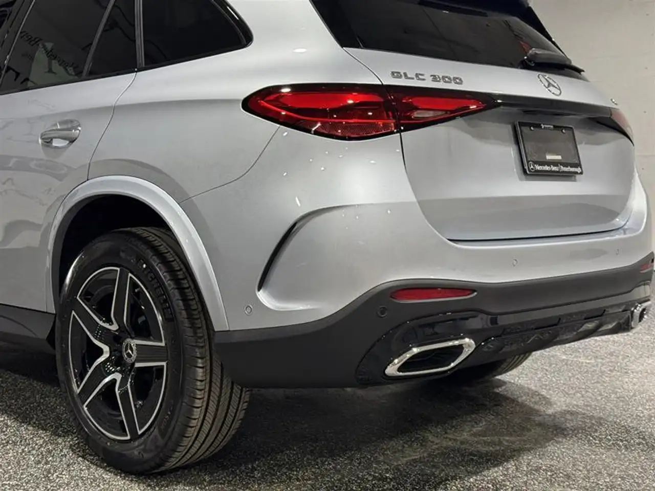 Mercedes-Benz GLC снимка Mercedes-Benz GLC