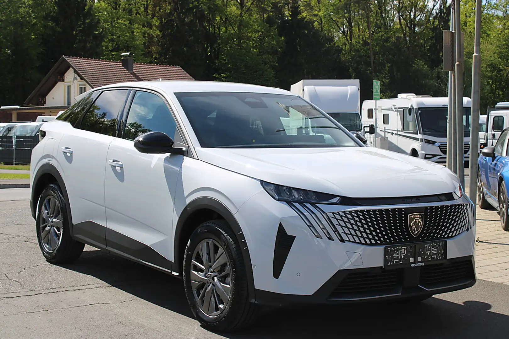Peugeot 3008 Hybrid 145 e-DCS6 Weiß - 1