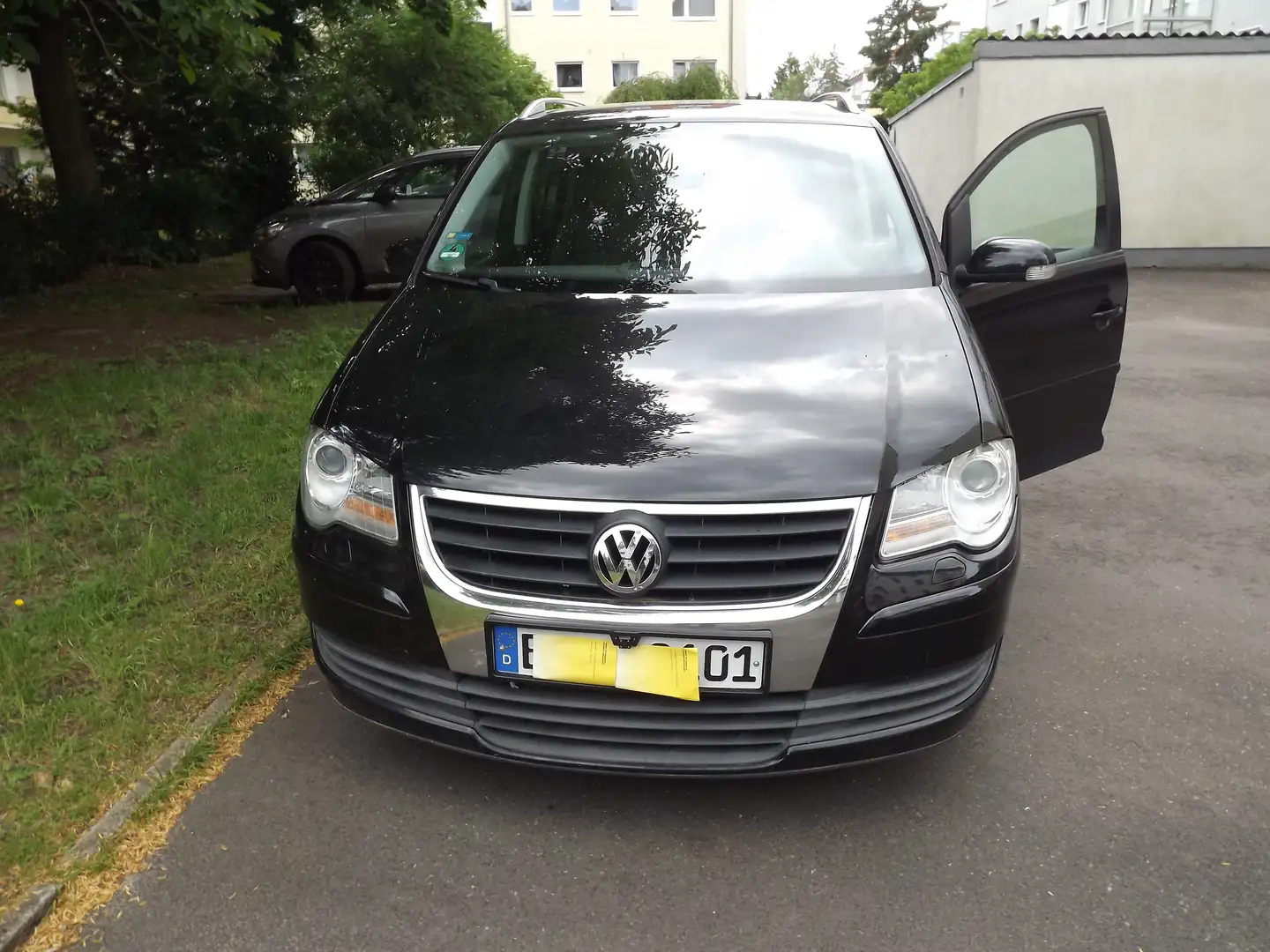 Volkswagen Touran 1.4 TSI DSG Trendline Siyah - 1