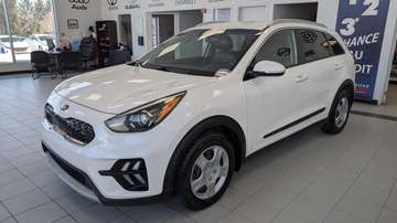 SX TOURING / HYBRID + AUTO + CAMERA + BLUETOOTH ++