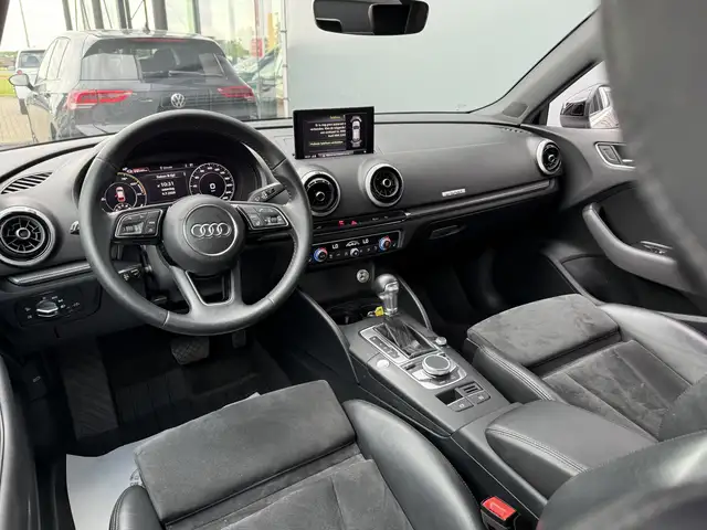 Audi A3 view 5