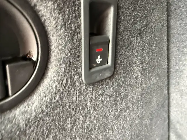 Audi A3 view 12