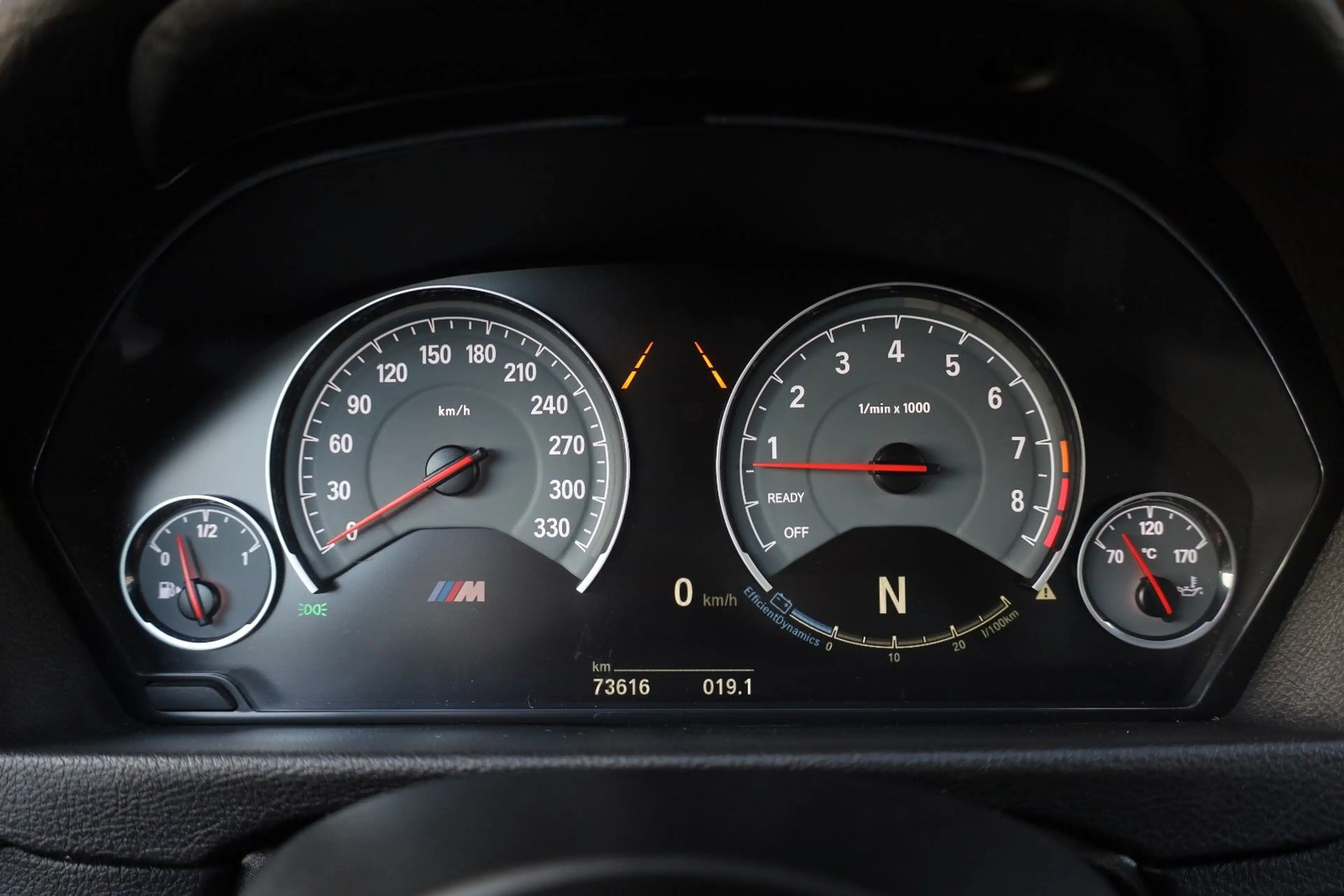 BMW M4 Coupé/360*/HUD/TOTW/HK/SHZ/TEMP/PDC/NAVI/R19 — photo 13