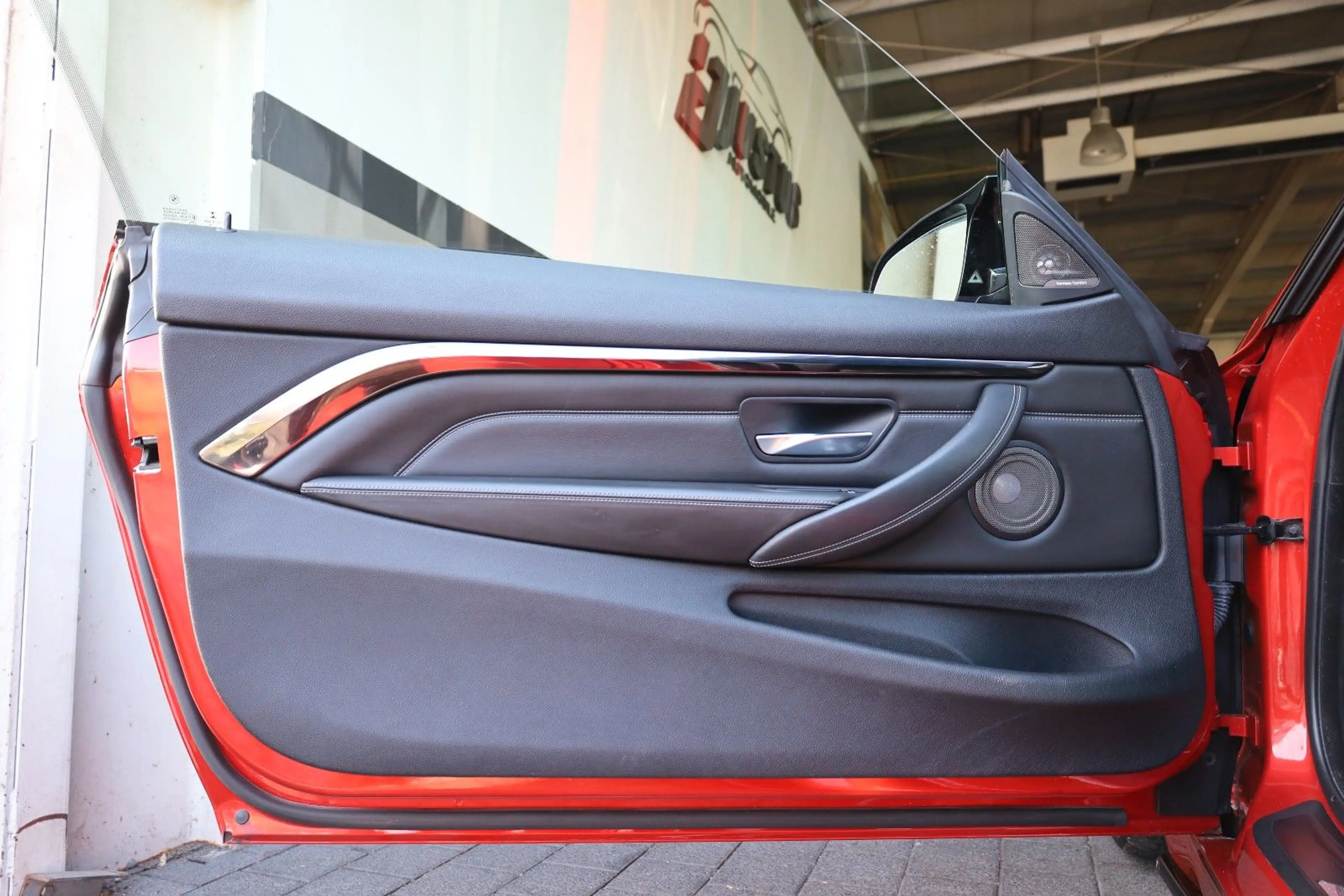 BMW M4 Coupé/360*/HUD/TOTW/HK/SHZ/TEMP/PDC/NAVI/R19 — photo 10