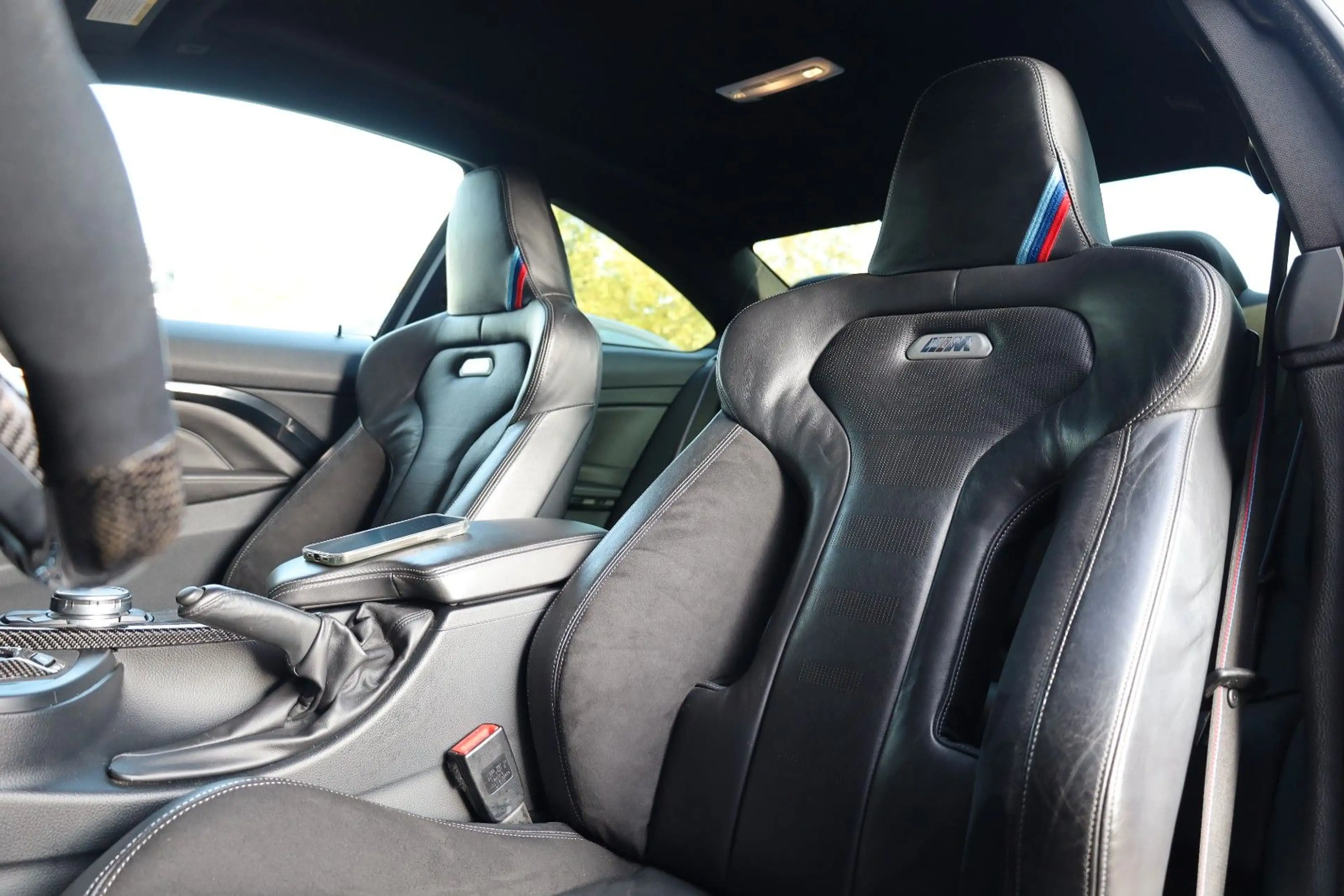 BMW M4 Coupé/360*/HUD/TOTW/HK/SHZ/TEMP/PDC/NAVI/R19 — photo 11