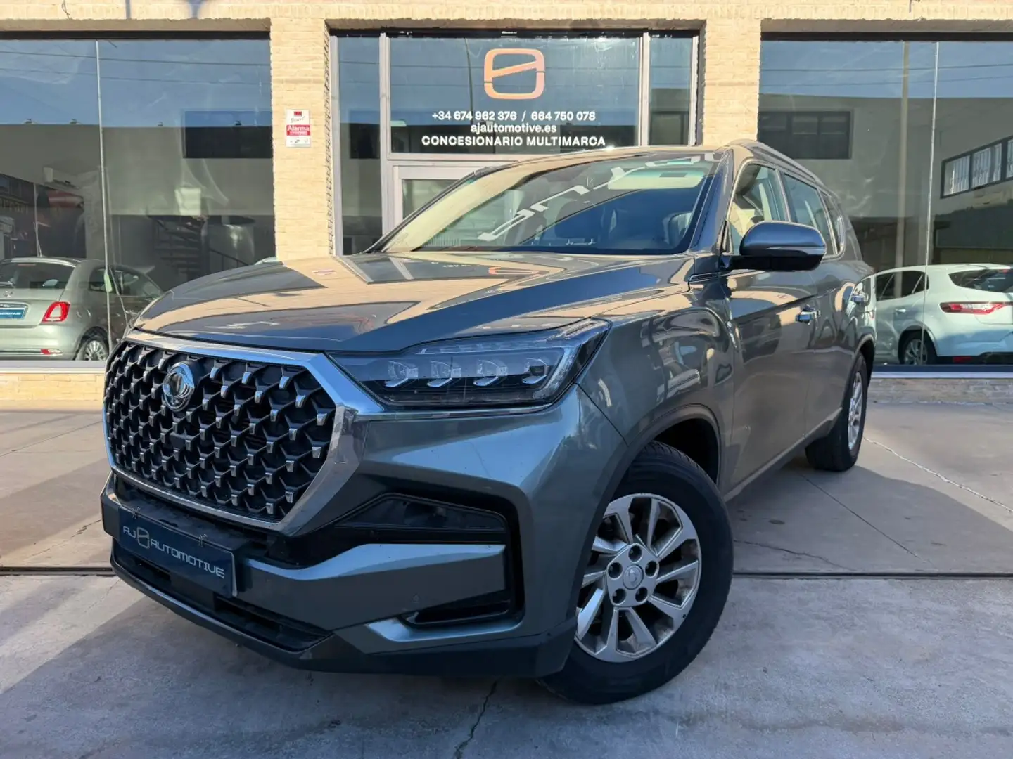 SsangYong Rexton D22 DTR Pro 4x4 Aut. Šedá - 1