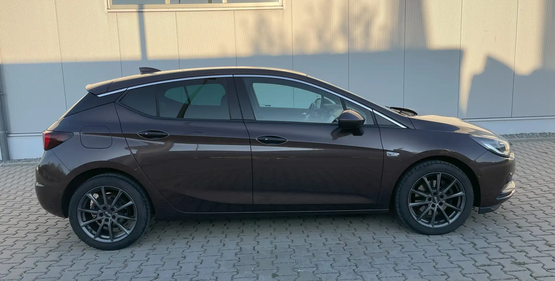 Opel Astra Astra K Diesel 5-Türer 1.6 D (CDTI) S/S Innov. Braun - 2