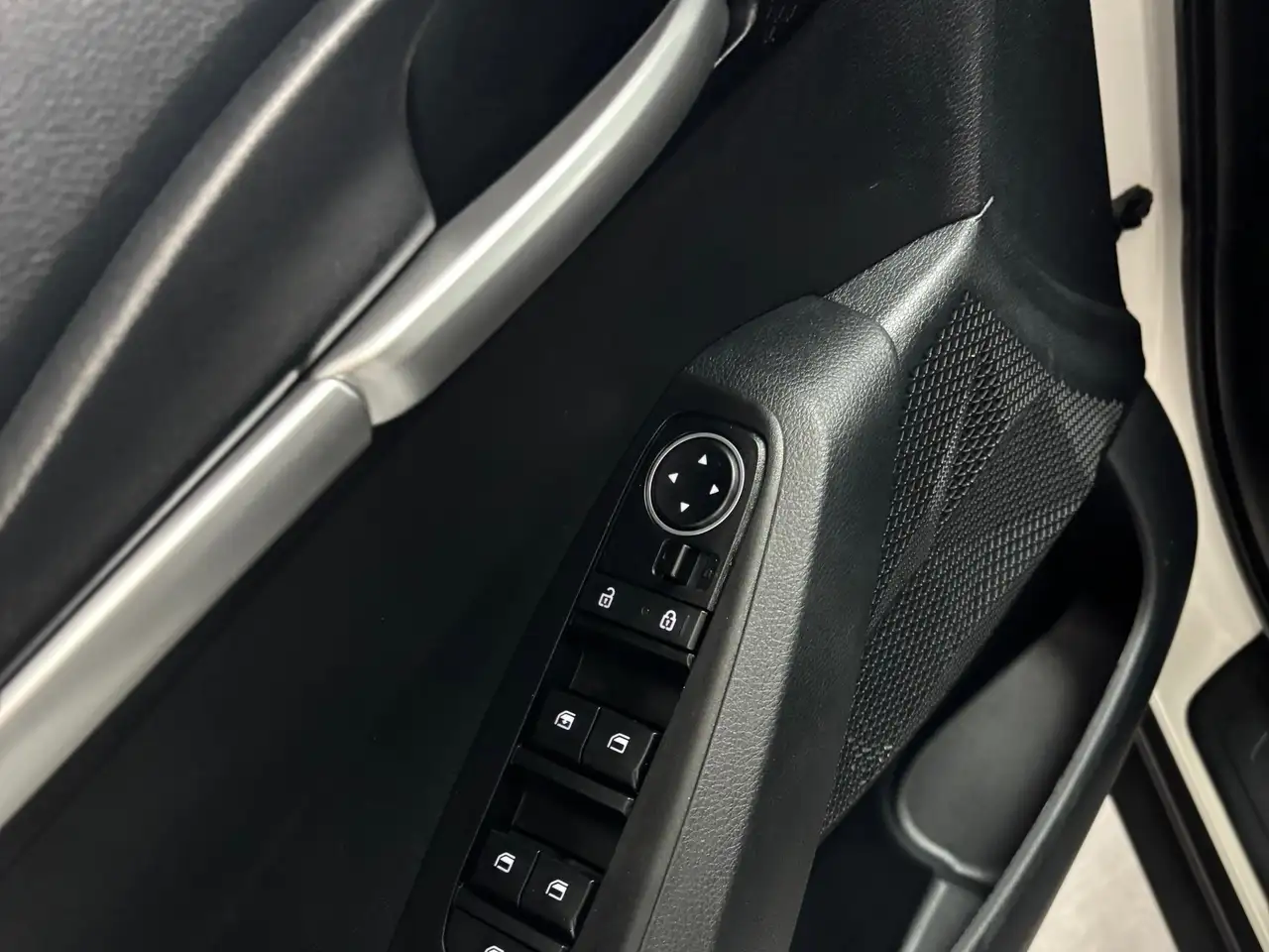 Kia Seltos снимка Kia Seltos