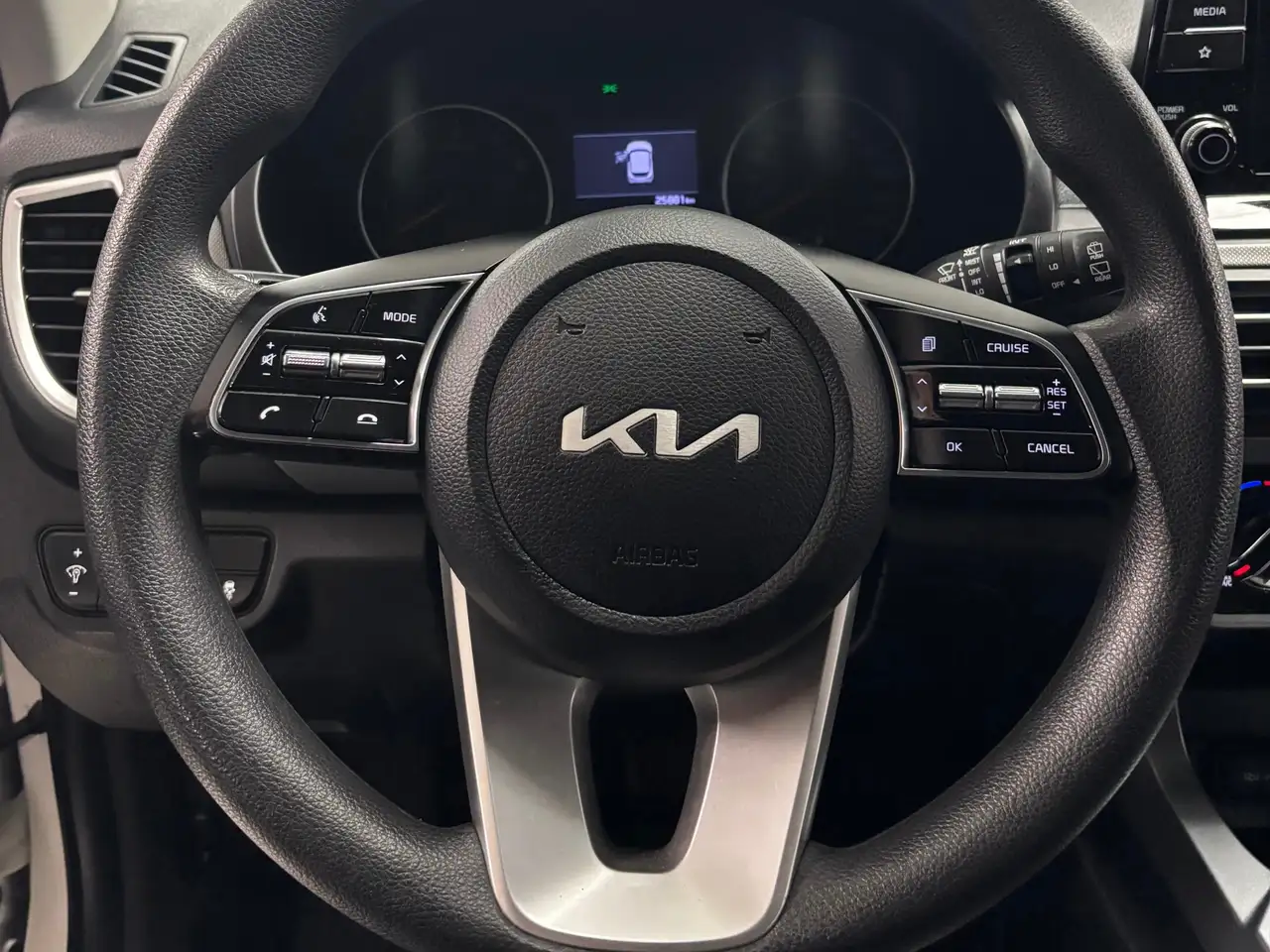 Kia Seltos снимка Kia Seltos