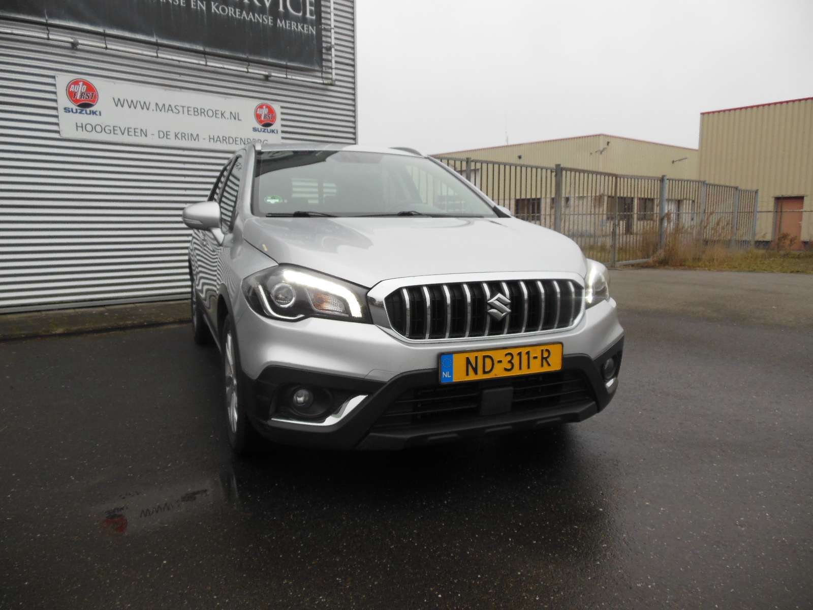 Suzuki S-Cross