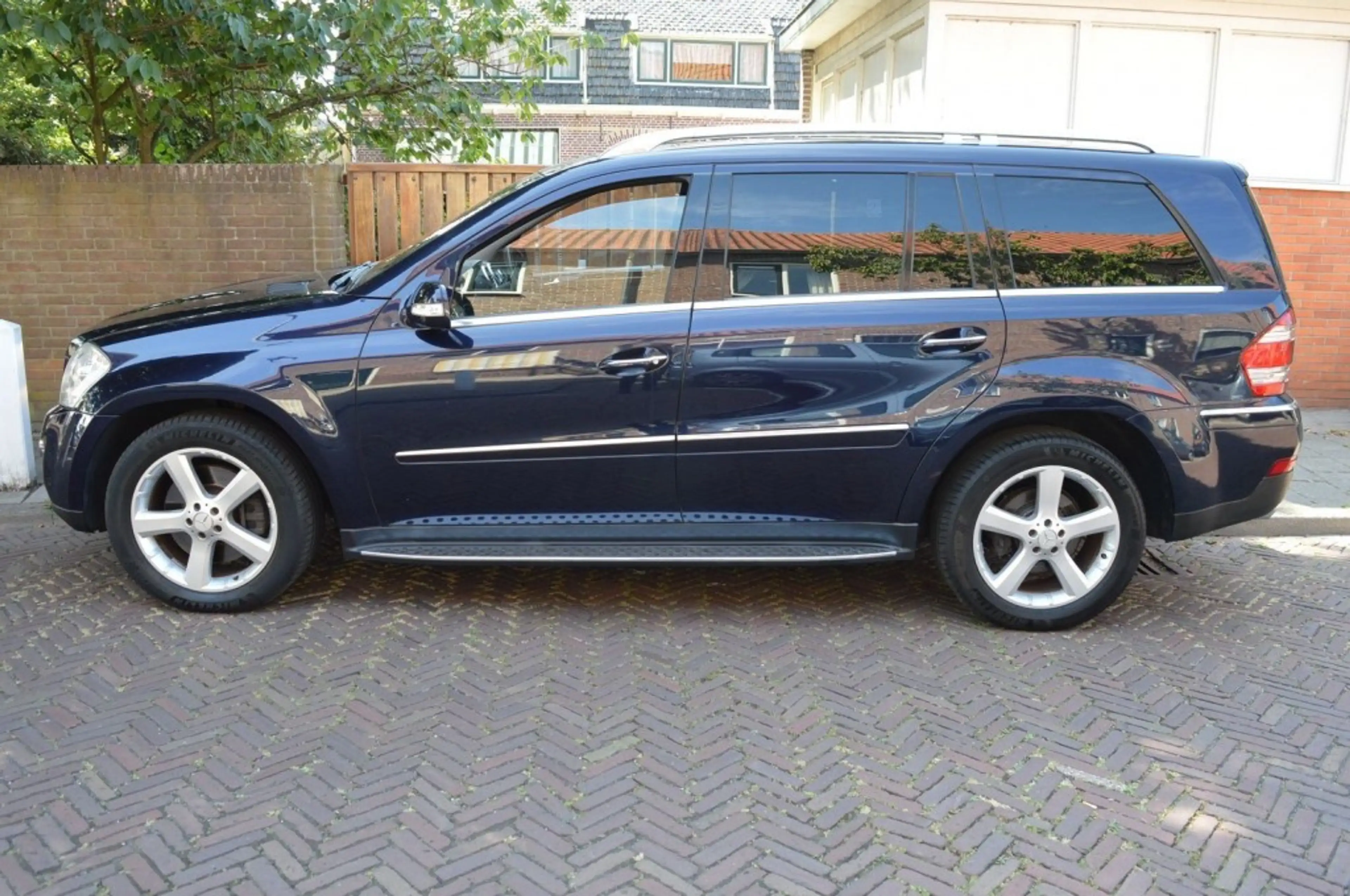 Mercedes-Benz GL 420 GL 420 CDI 4MATIC FULL OPTIONS YOUNGTIMER — photo 3