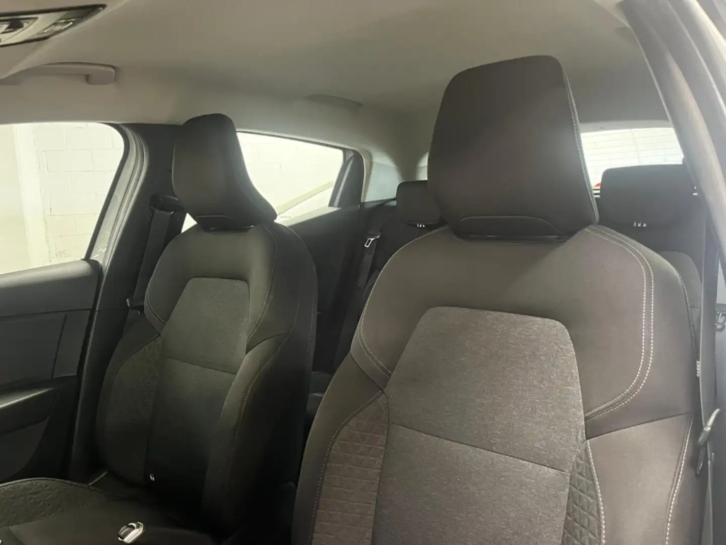 Renault Clio TCe Equilibre 67kW - 2
