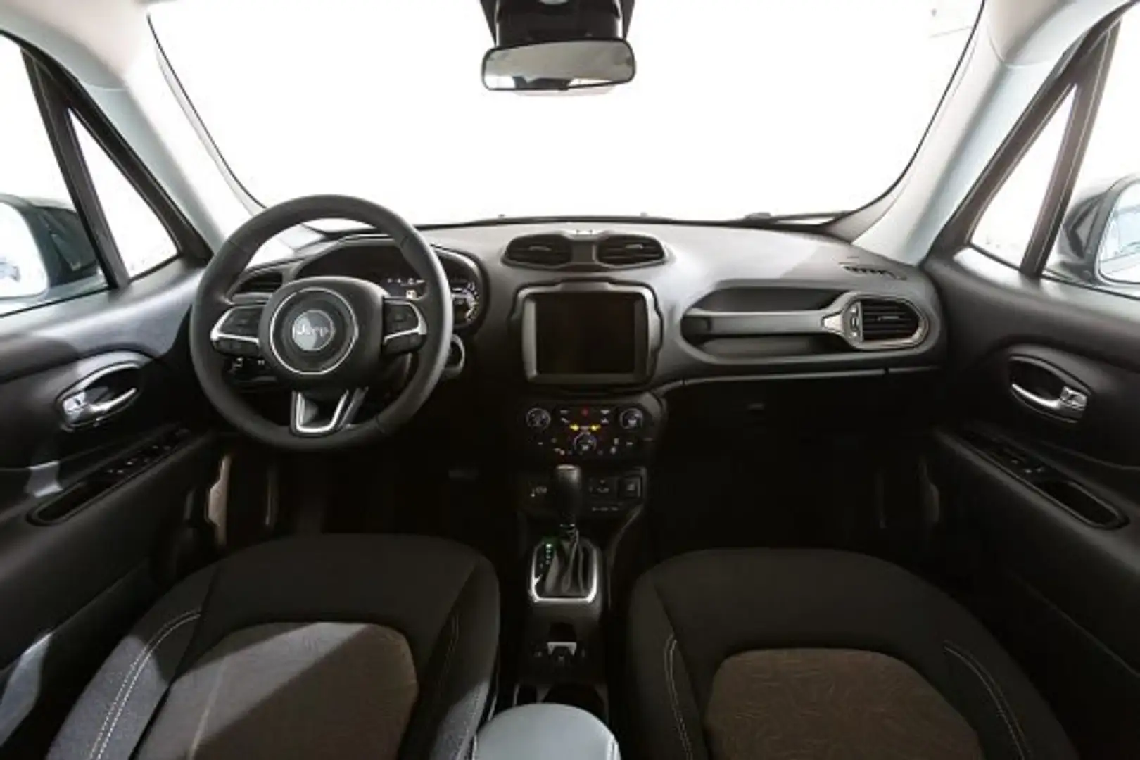 Jeep Renegade Renegade 1.3 PHEV 240PS AT 4xe High Upland Grau - 2