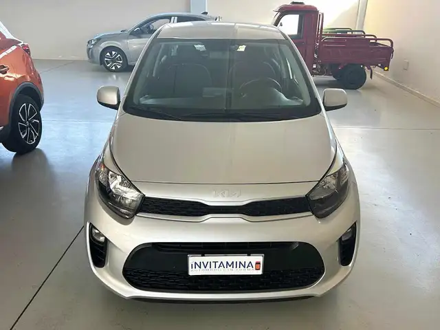 Kia Picanto view 2