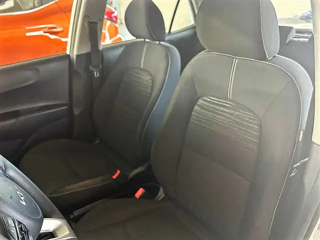 Kia Picanto view 8