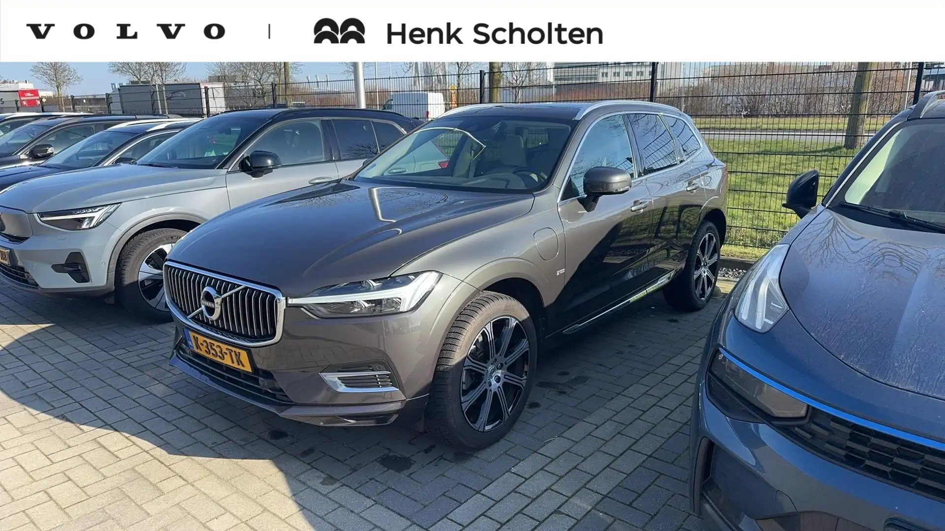 Volvo XC60 T6 AWD Recharge 340PK AUT8 Inscription, Adaptive C Grijs - 1