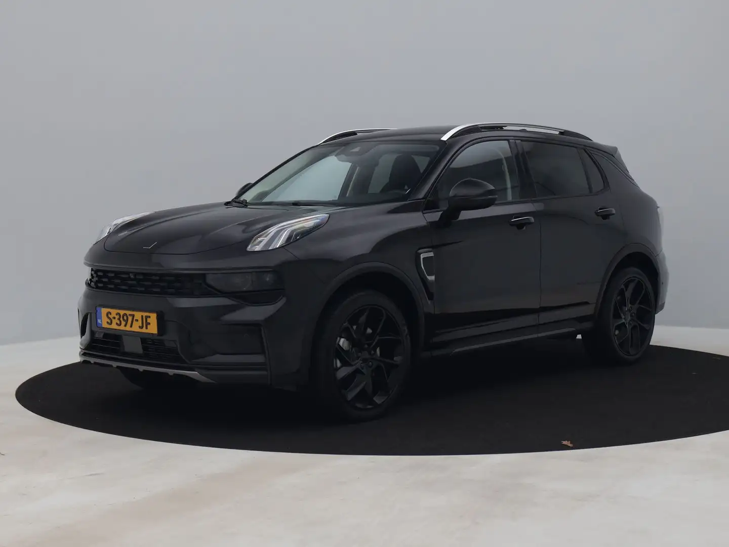 Lynk & Co 01 1.5 Plug-in Hybrid | 360° | BLACK | NLD AUTO Zwart - 1