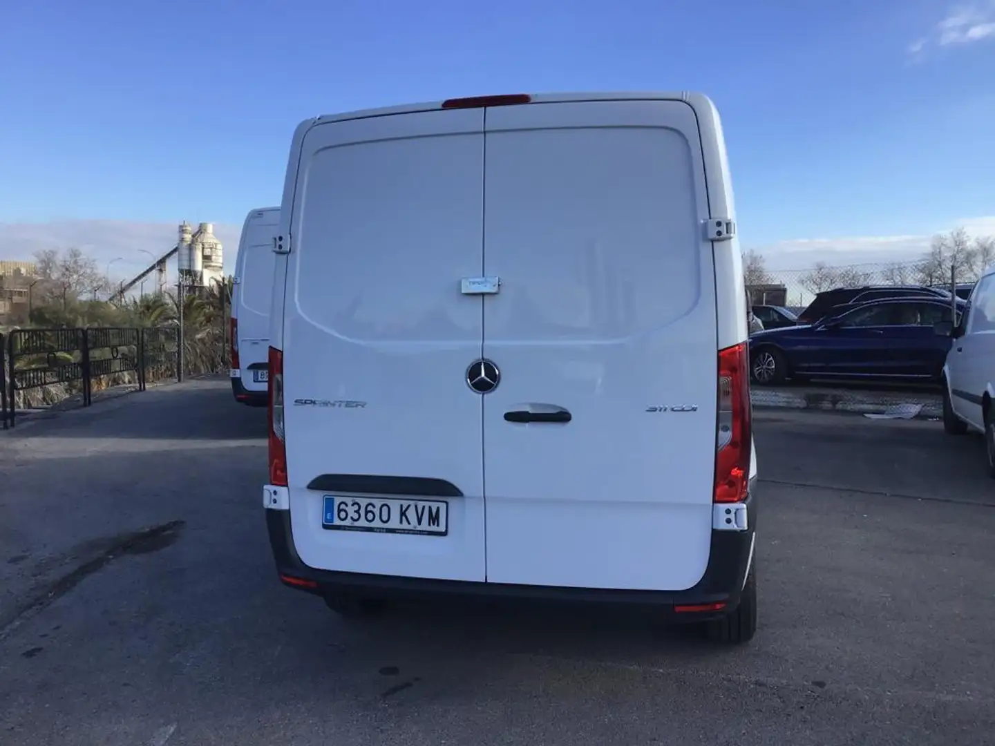 Mercedes-Benz Sprinter Sprinter Furgón 311CDI Medio T.E. tD Blanco - 2