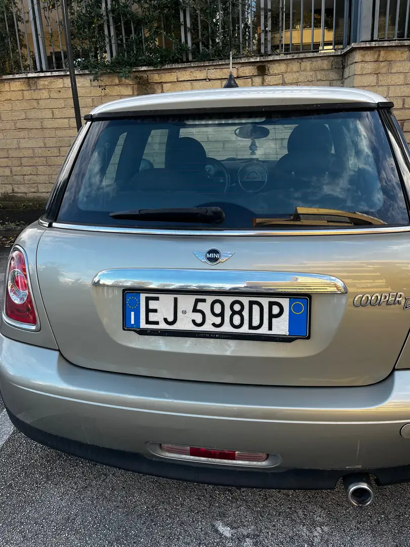 MINI Cooper D Mini III R56 2007 Hatchback 1.6 112cv FL Oro - 2