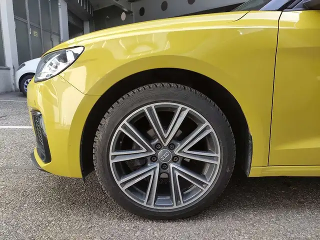Audi A1 view 5