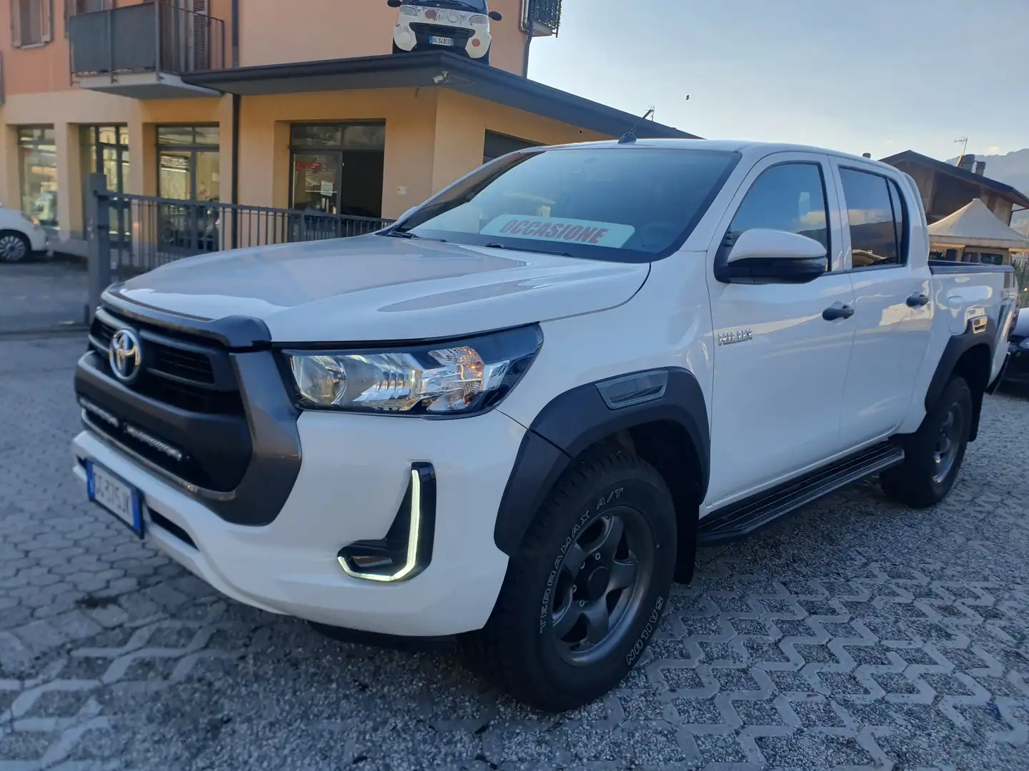 Toyota Hilux Hilux 2.4 d-4d d. cab Lounge 4wd - NO IVA Blanc - 1