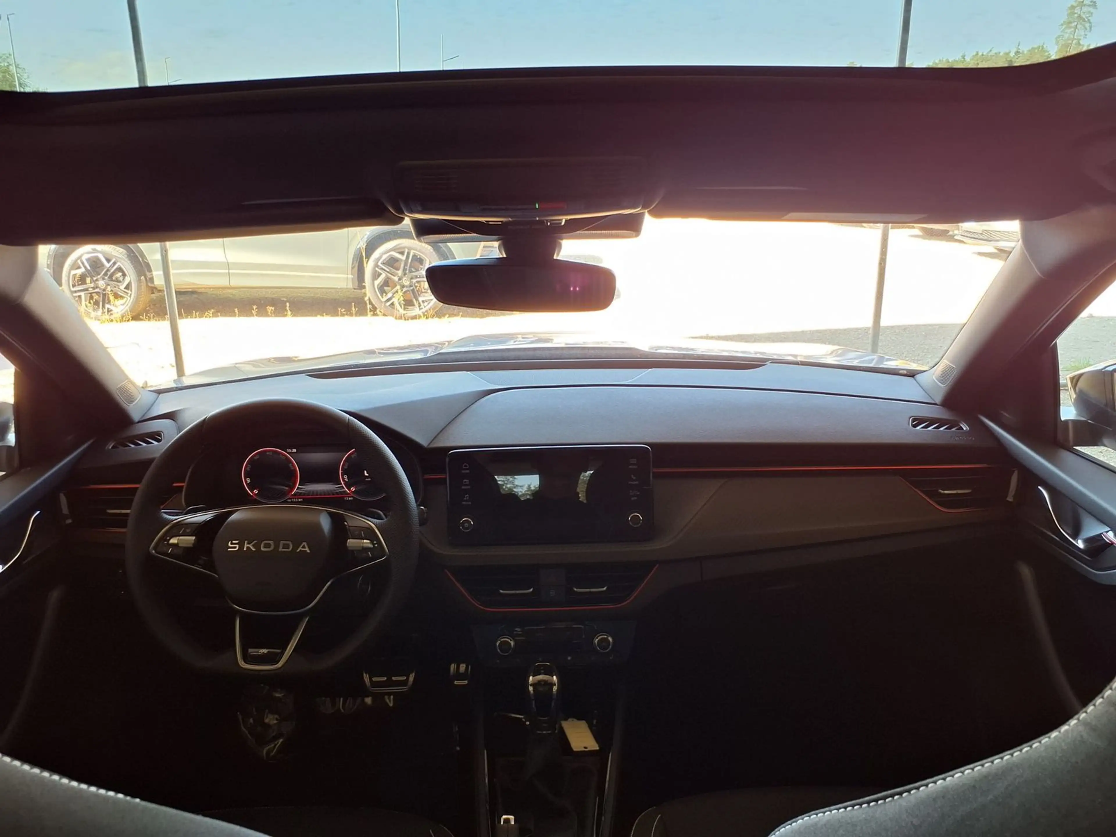 Skoda Kamiq Monte Carlo AHK|RFK|PANO|Matrix|Carplay... — photo 7