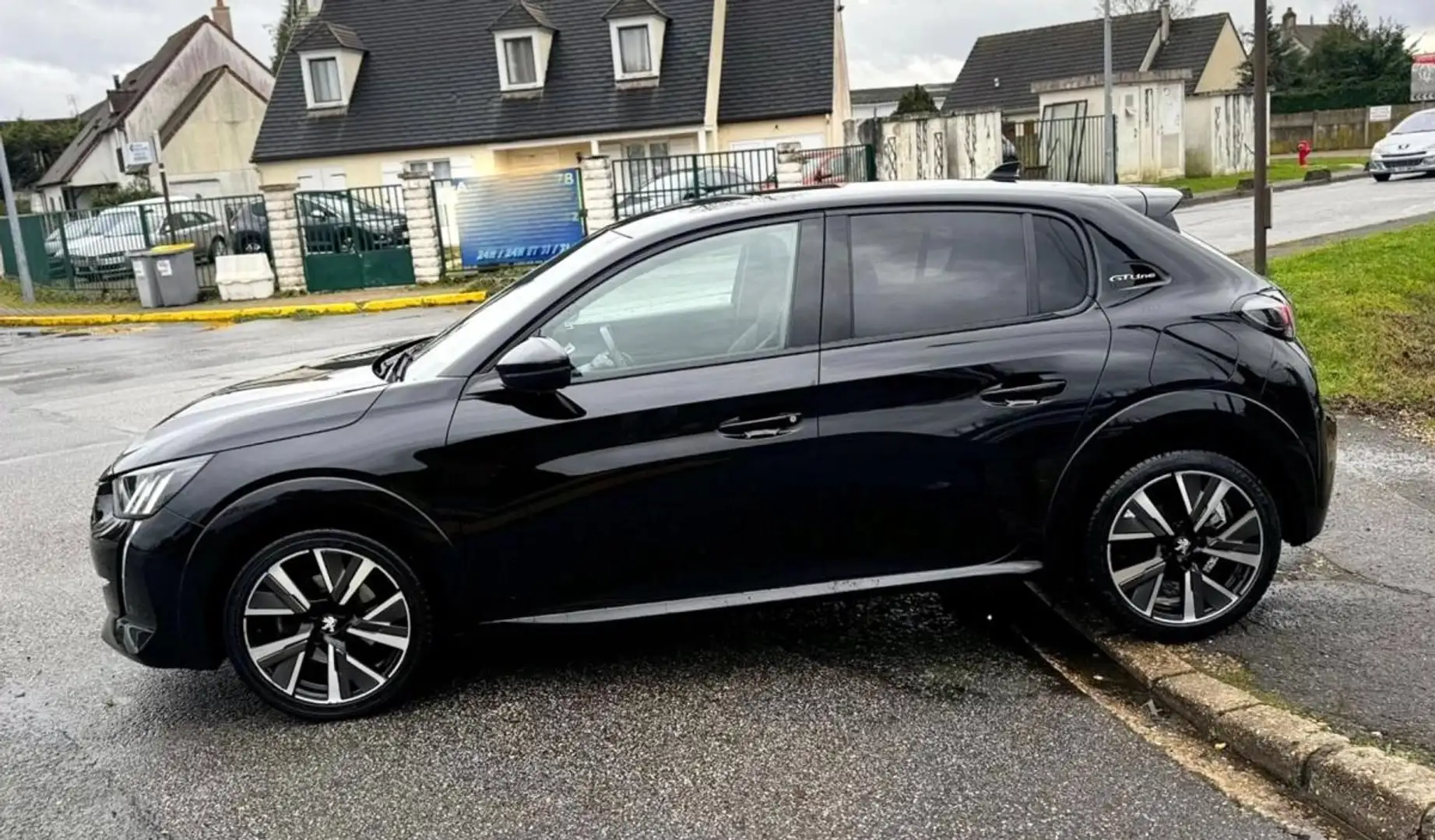 Peugeot 208 1.2 PT 100 CV GT LINE  8325HT - 2