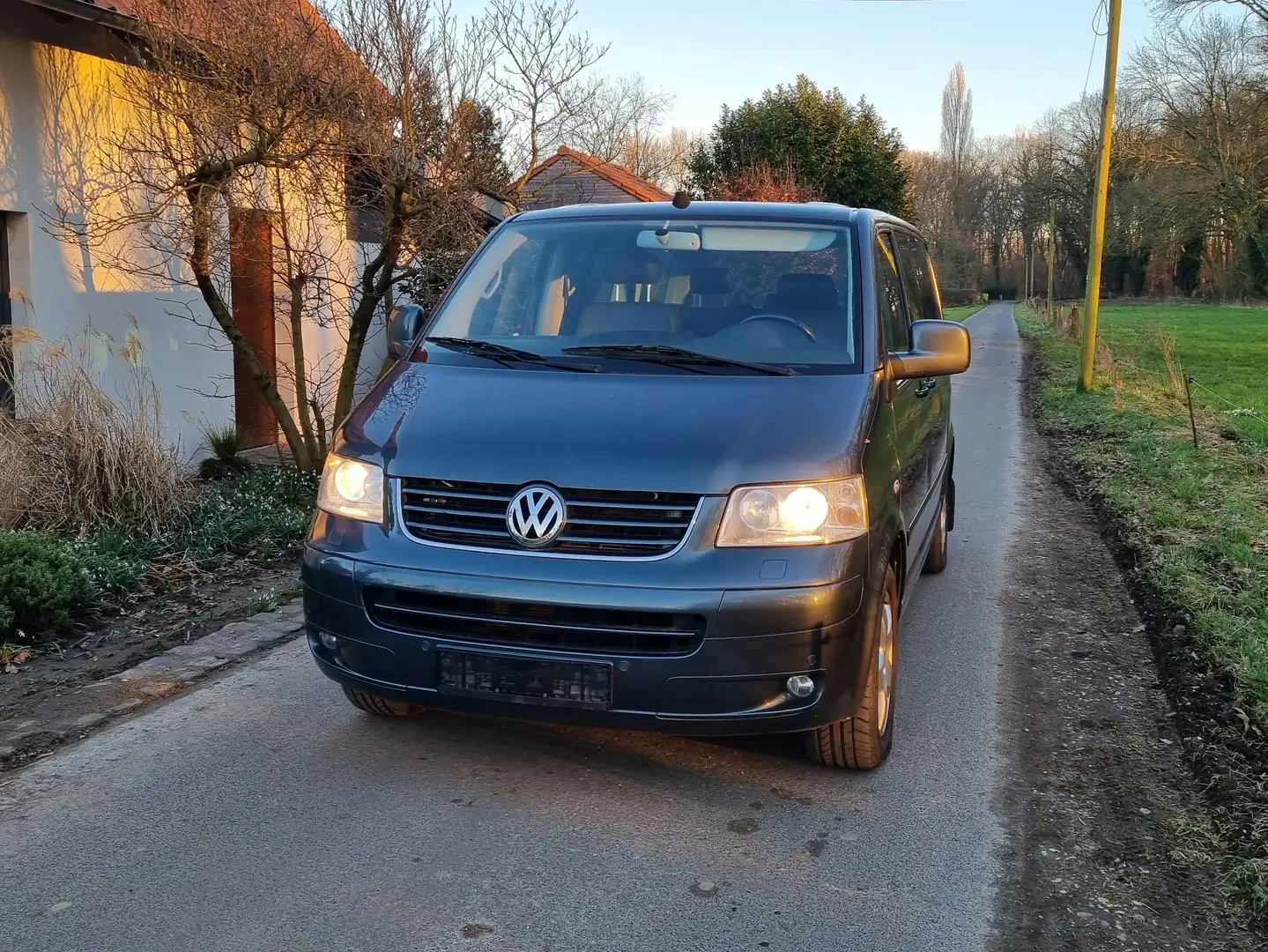 Volkswagen T5 Multivan DPF Highline Autm. Blau - 1