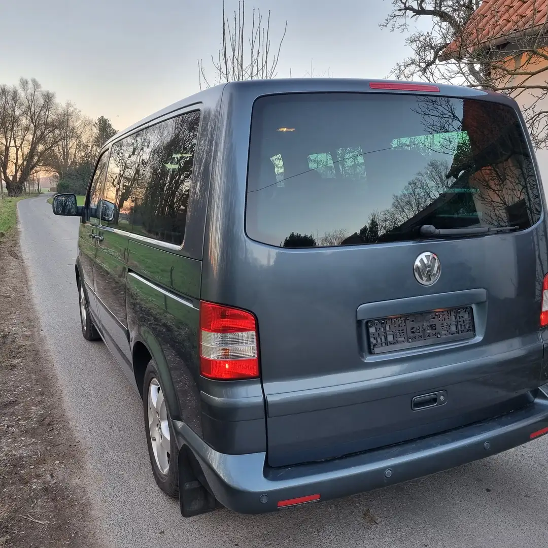 Volkswagen T5 Multivan DPF Highline Autm. Grau - 2