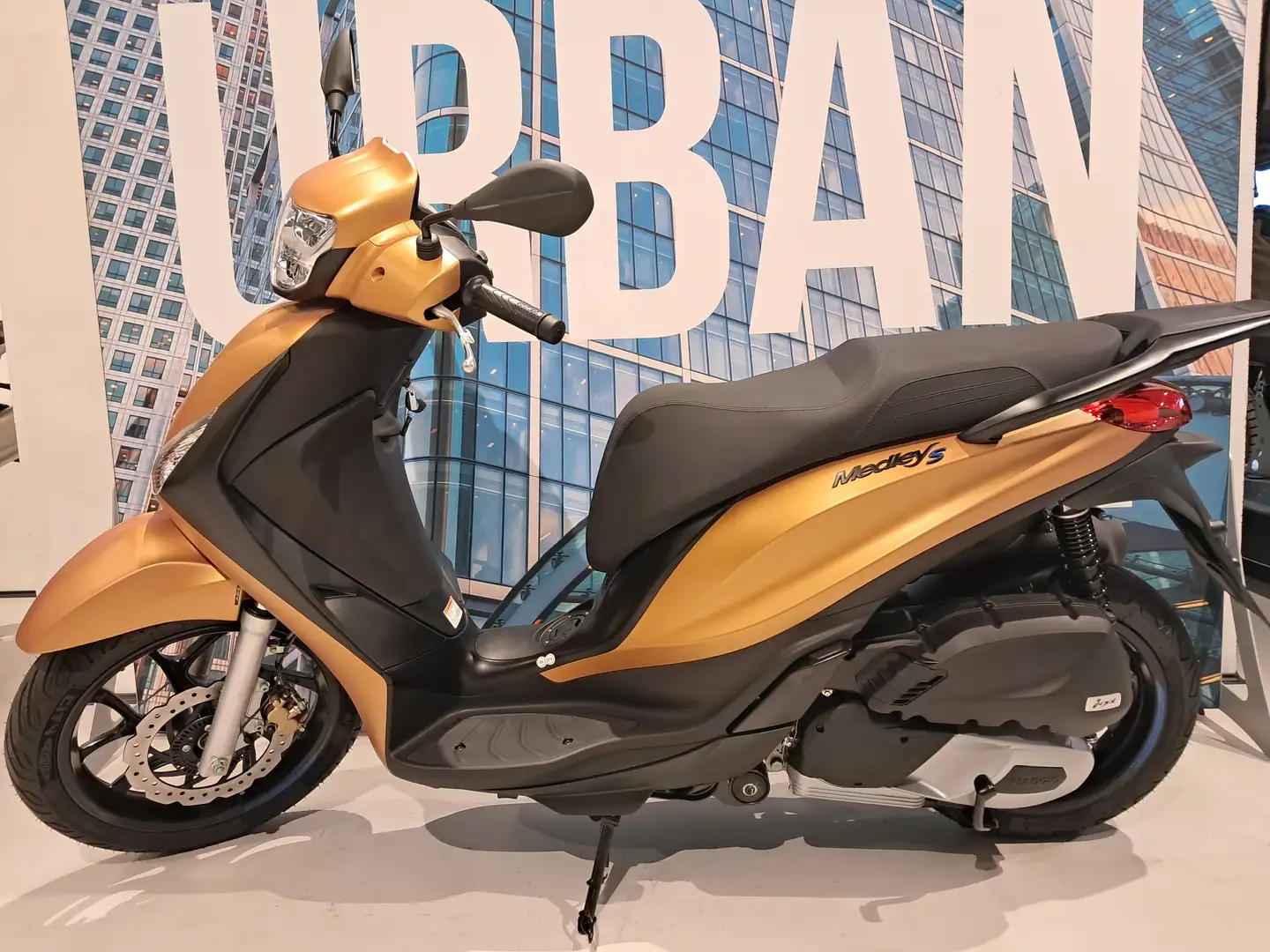 Piaggio Medley 125 S Oro - 1