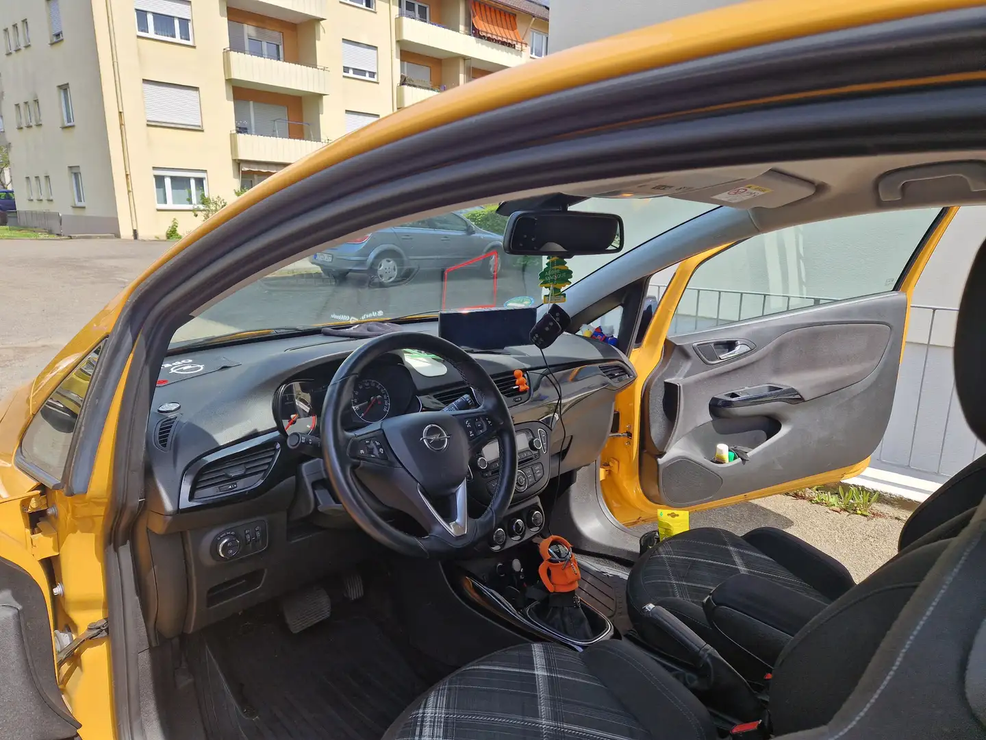 Opel Corsa-e Corsa 1.4 Easytronic ecoFLEX Start/Stop drive Orange - 2