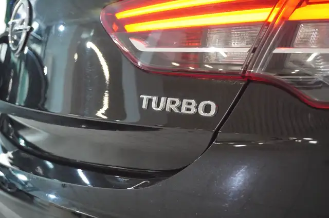 Opel Insignia view 10