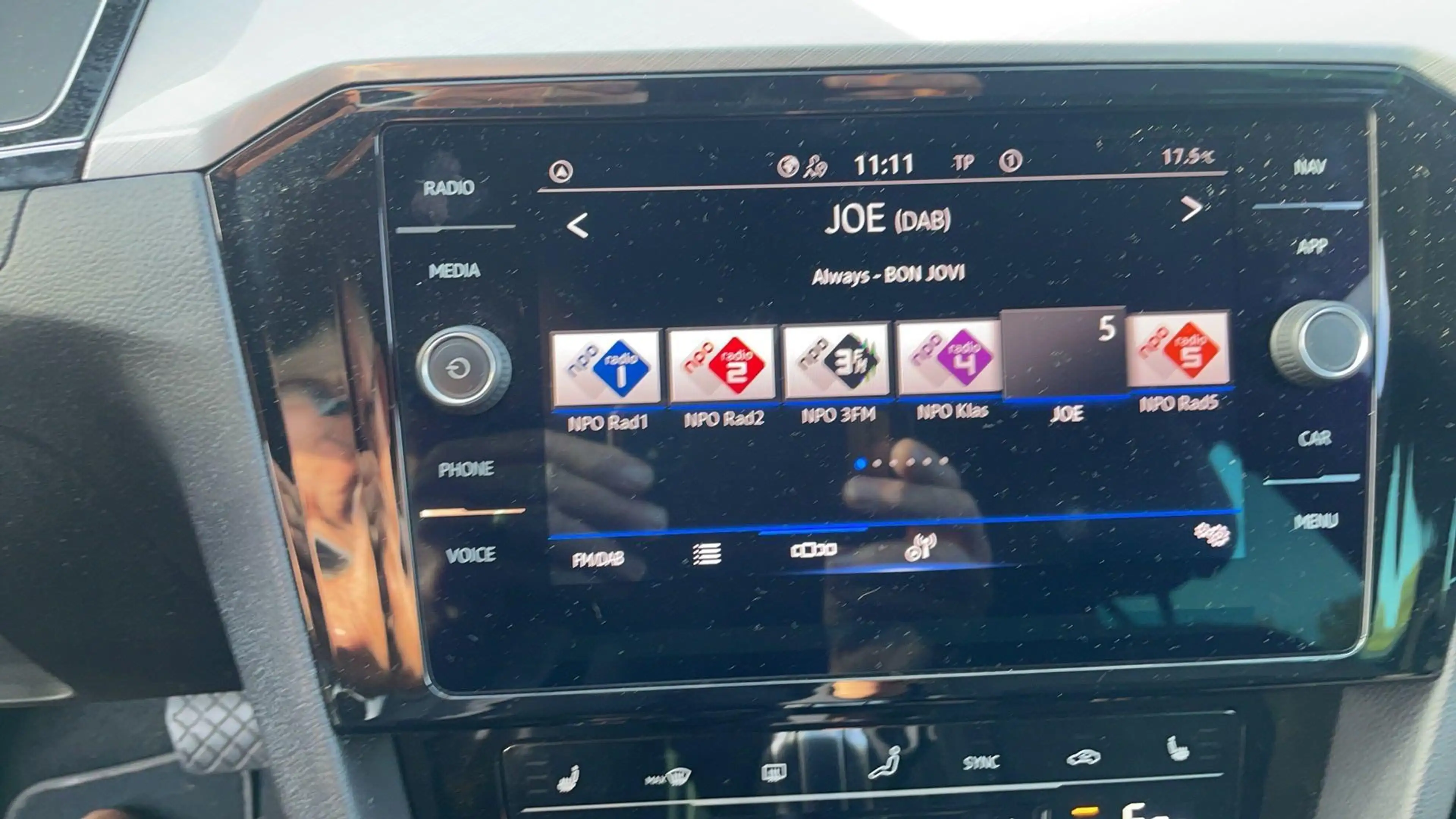 Volkswagen Passat Variant 1.4 TSI PHEV GTE Business pano — photo 9