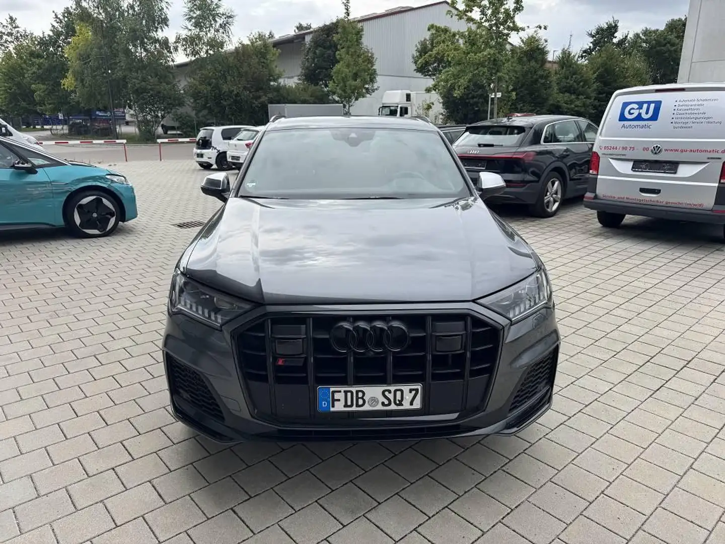 Audi SQ7 *EXCLUSIVE INDIVIDUAL* TOP-AUSSTATTUNG Grau - 2