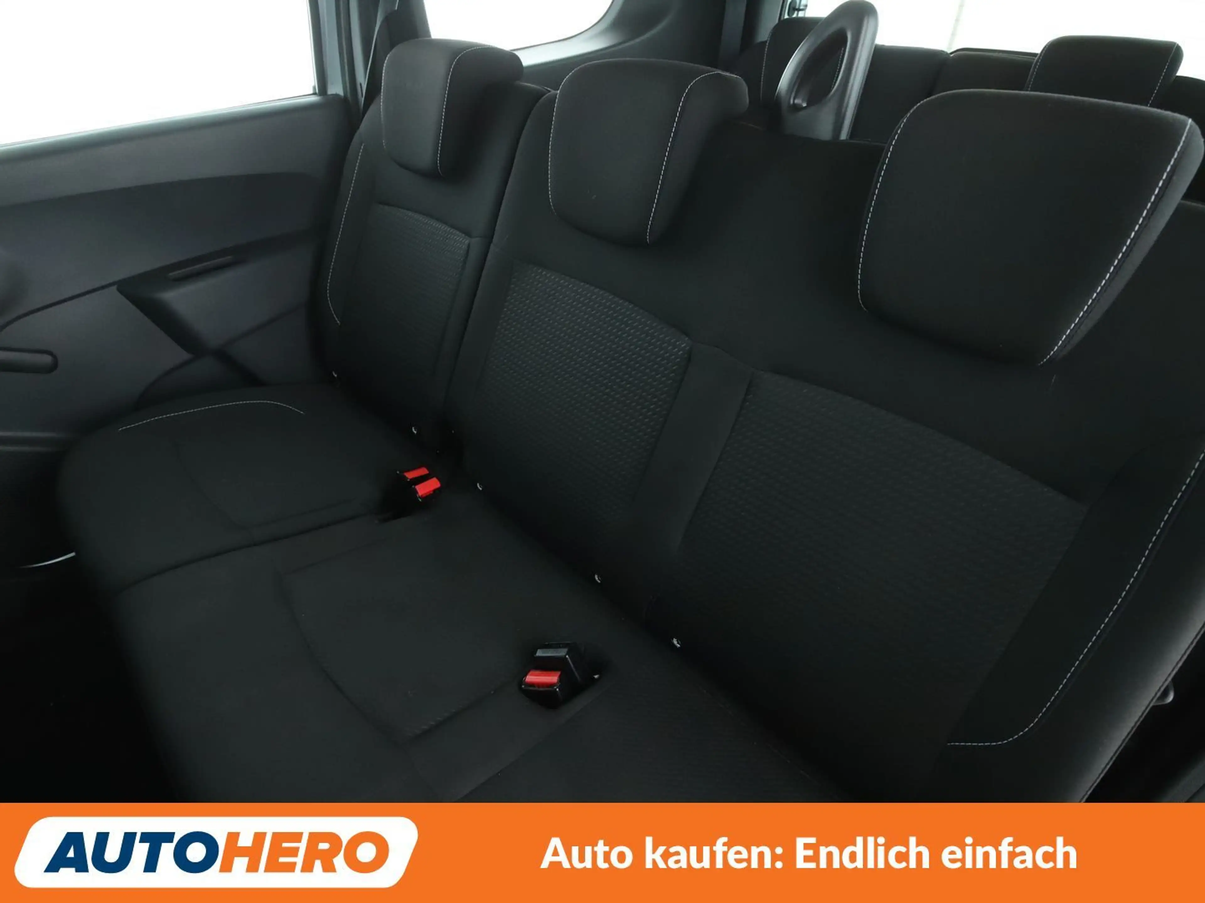 Dacia Lodgy 1.3 TCe Comfort*TEMPO*PDC*KLMA*GARANTIE* — photo 14