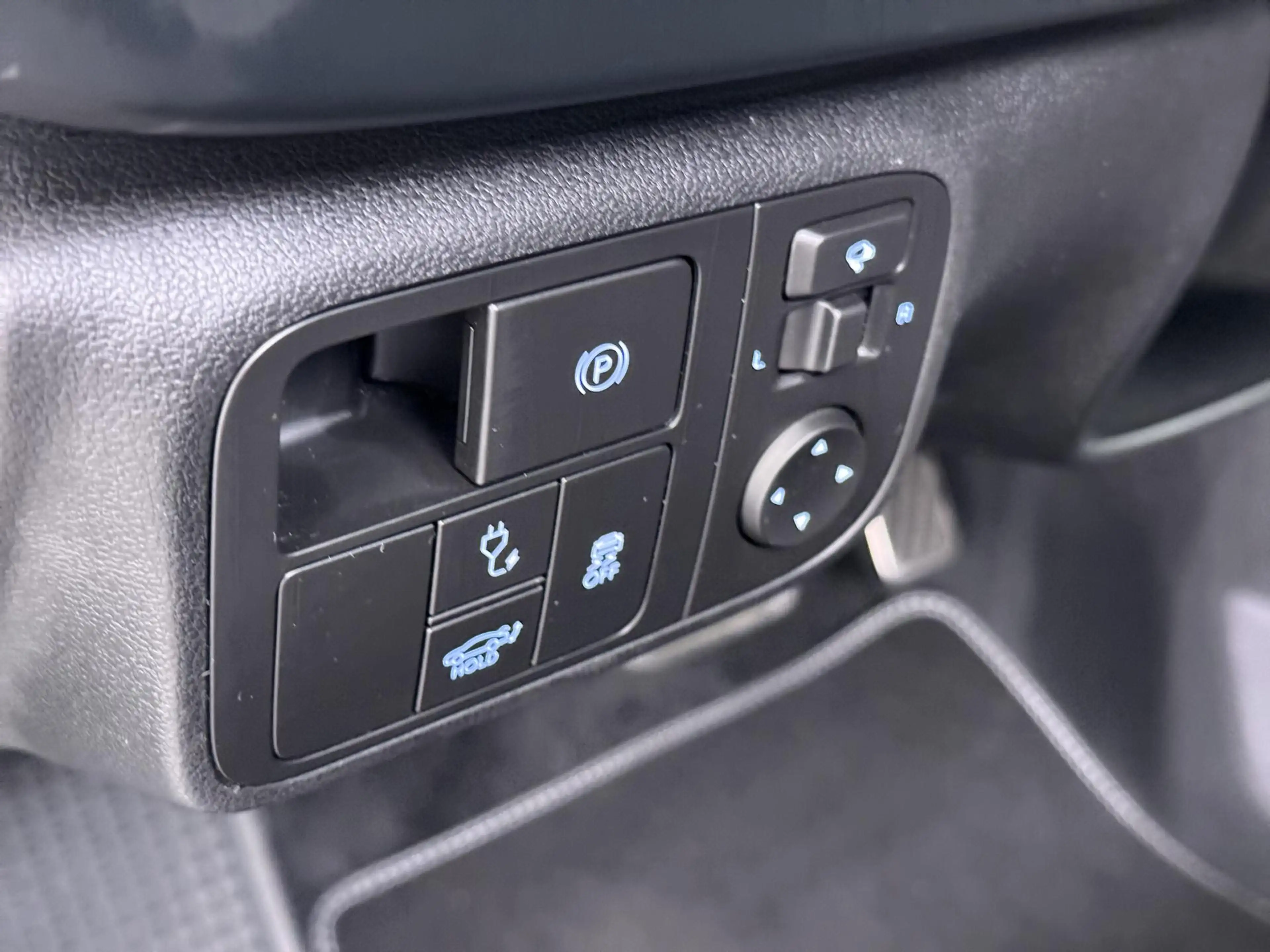 Hyundai IONIQ 6 First Edition AWD 77.4 kWh SOH 100% | PANO | STOEL — photo 22