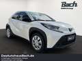 Toyota Aygo X 5-Türer Play 1,0-l Weiß - thumbnail 2