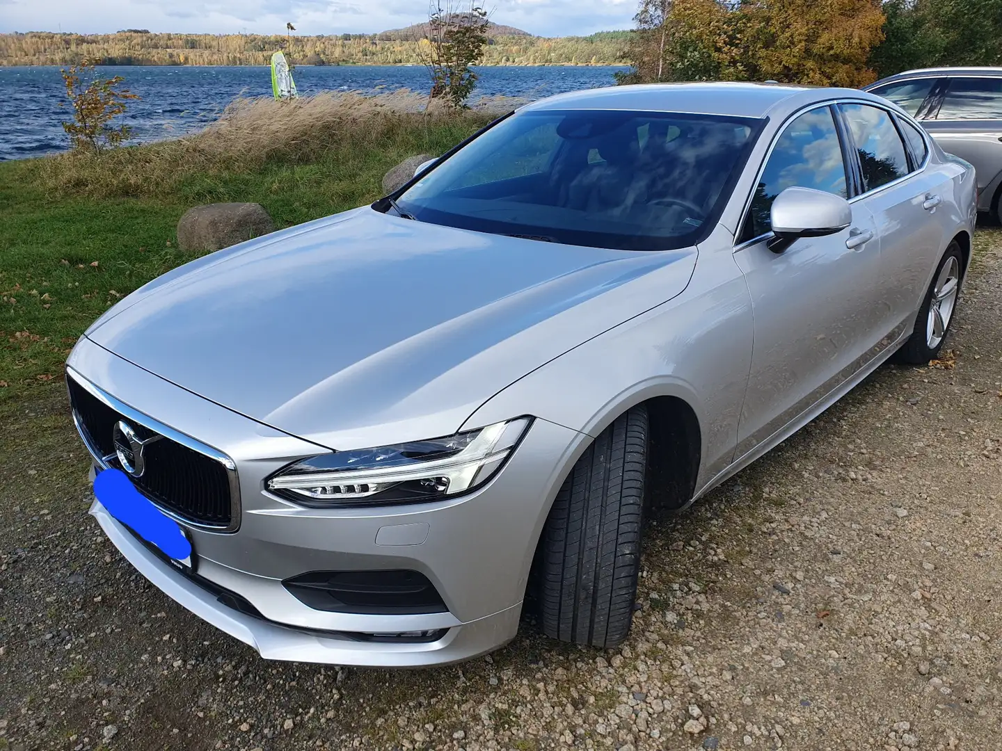 Volvo S90 Momentum Grau - 1