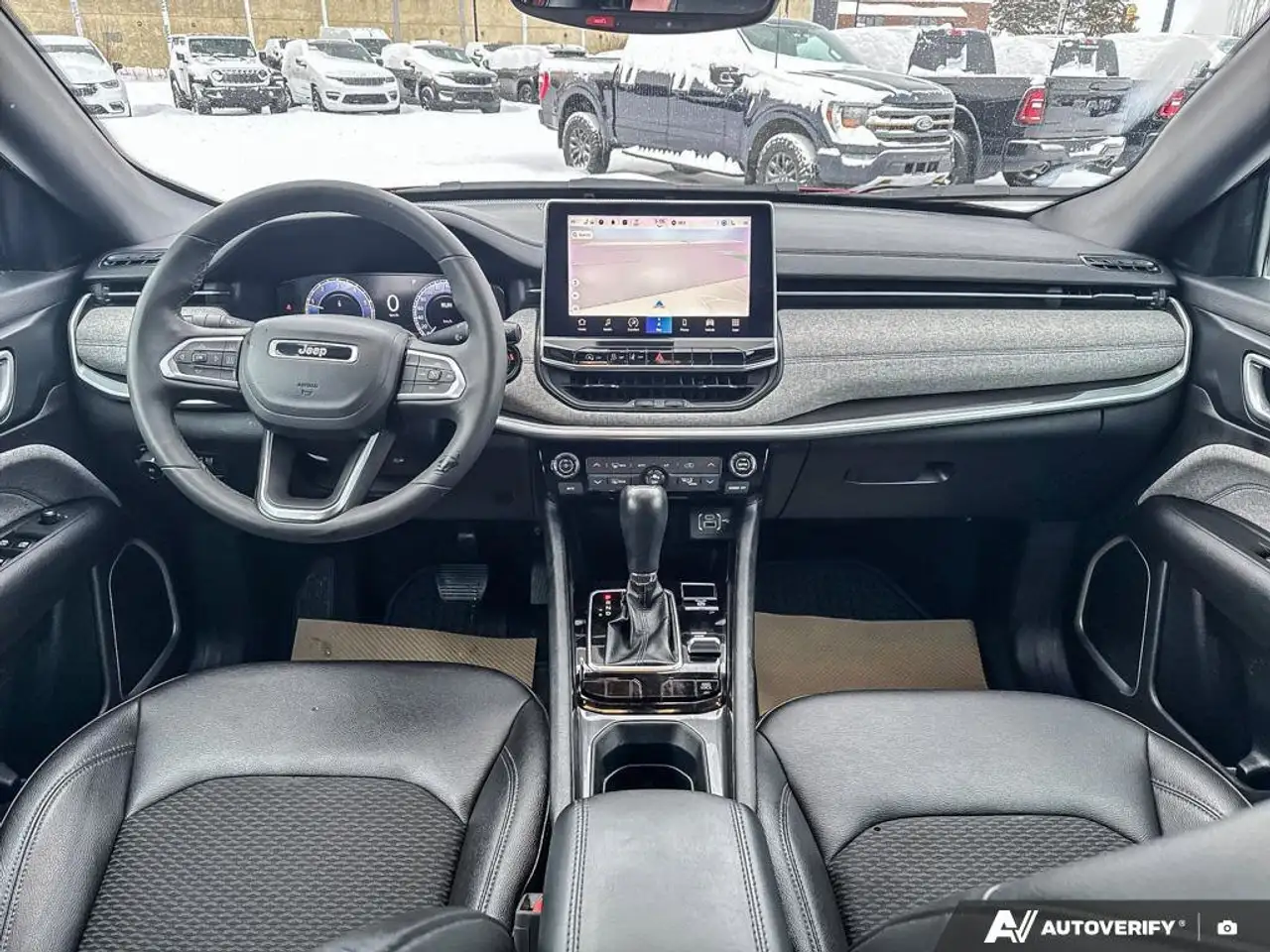 Jeep Compass снимка Jeep Compass