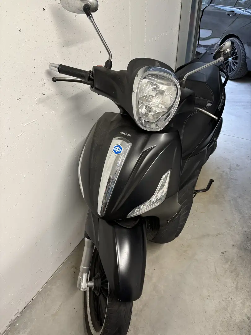 Piaggio Beverly 300 police - 1