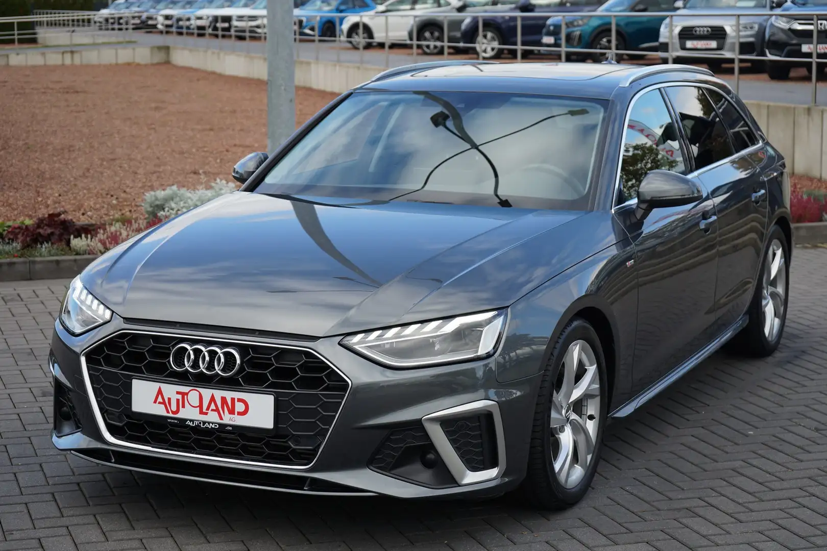 Audi A4 Avant 40 2.0 TFSI 2x S-Line LED Navi ACC Grigio - 2