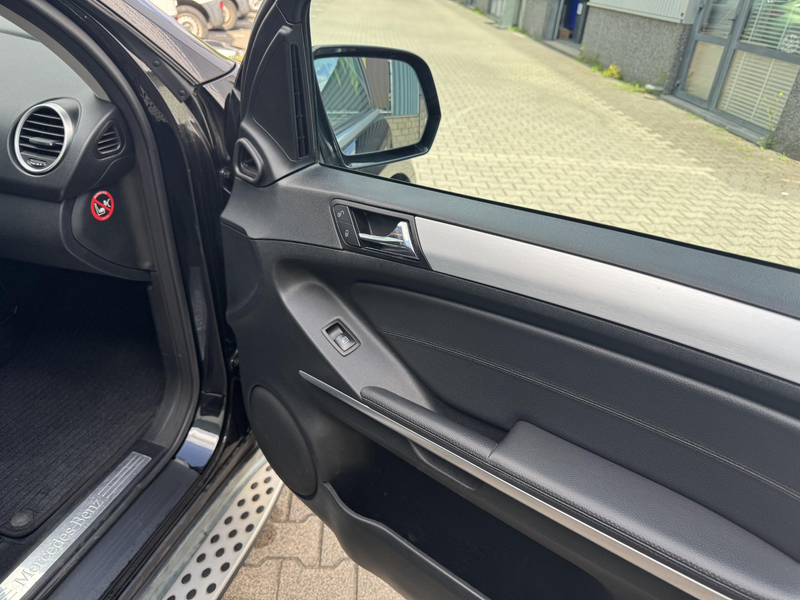 Mercedes-Benz ML 350 M-klasse MEMORY,SCHUIFDAK,LEDER,3,5TREK,CARPLAY — photo 19