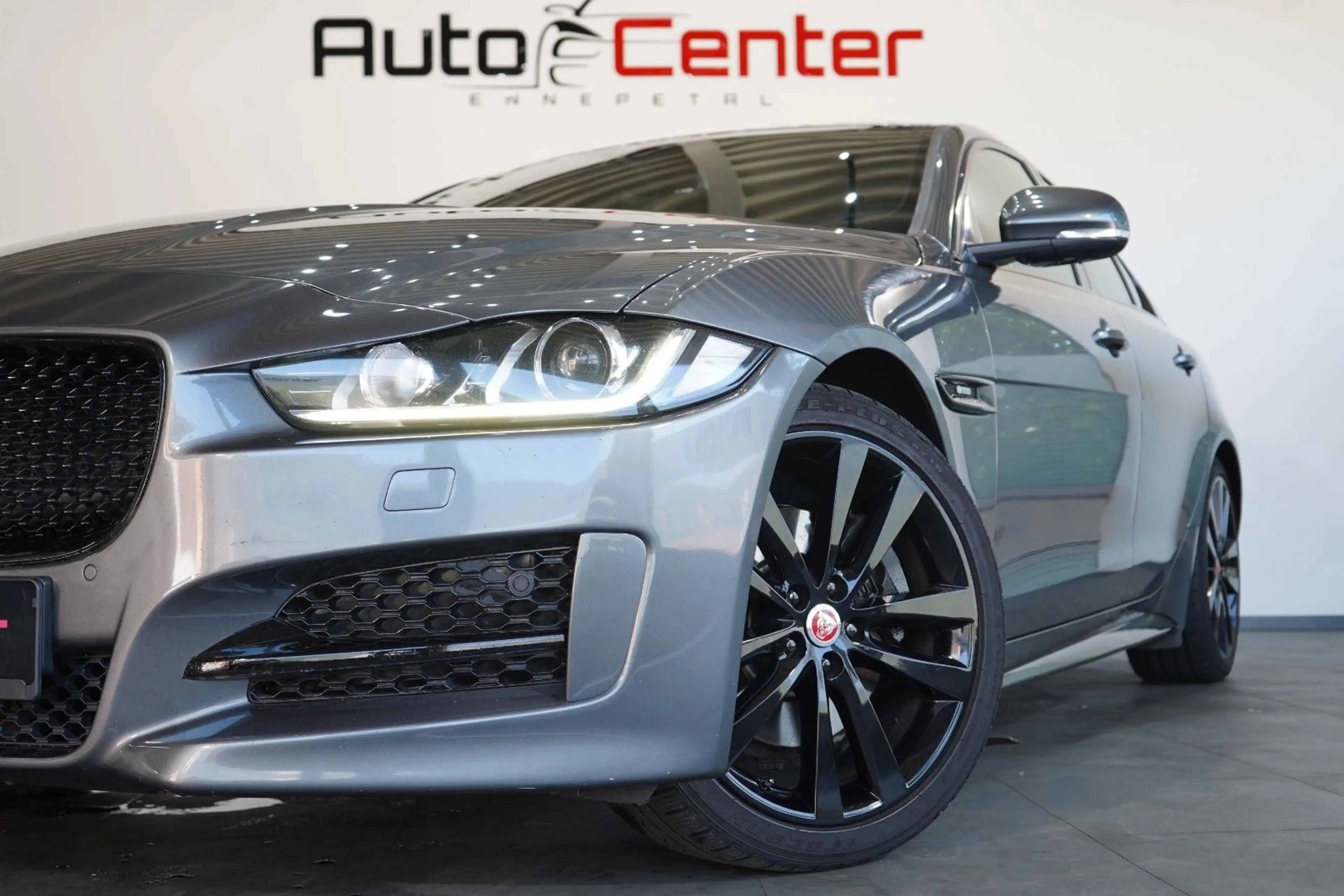 Jaguar XE R-Sport AWD*Meridian*TOTW*KAM*PANO* — photo 6