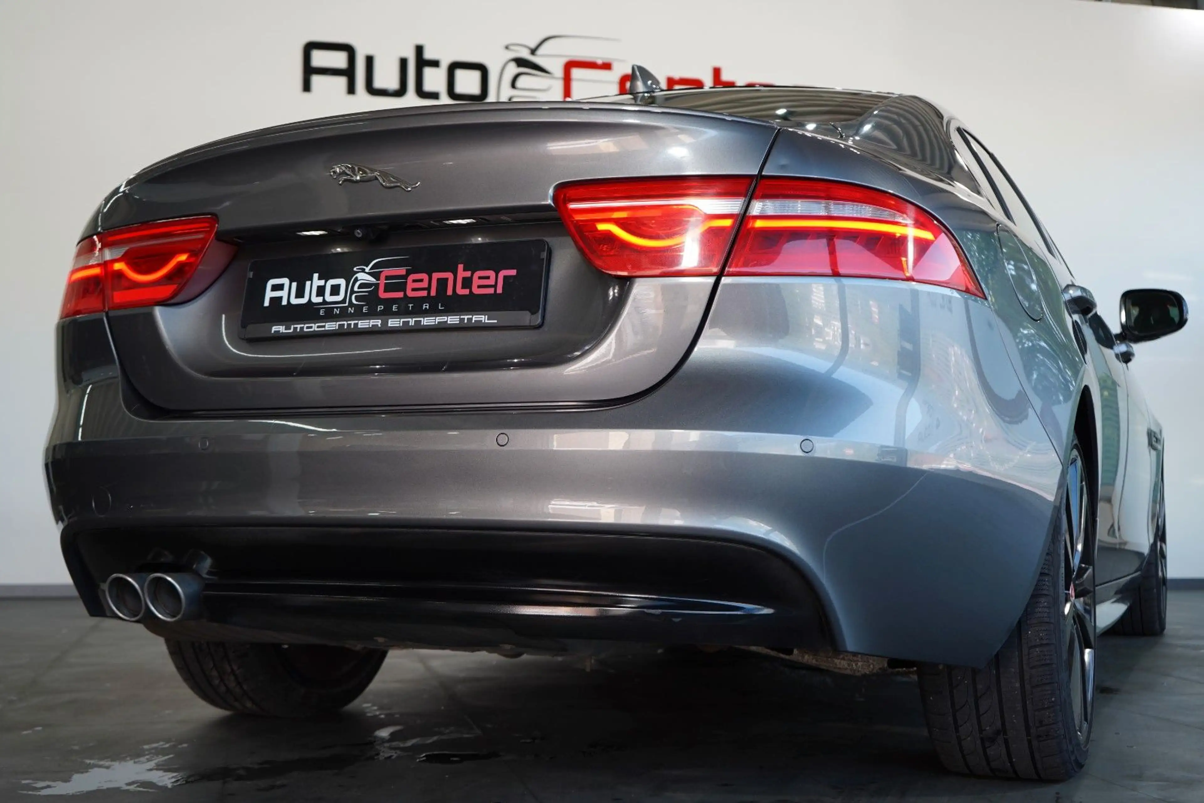 Jaguar XE R-Sport AWD*Meridian*TOTW*KAM*PANO* — photo 11