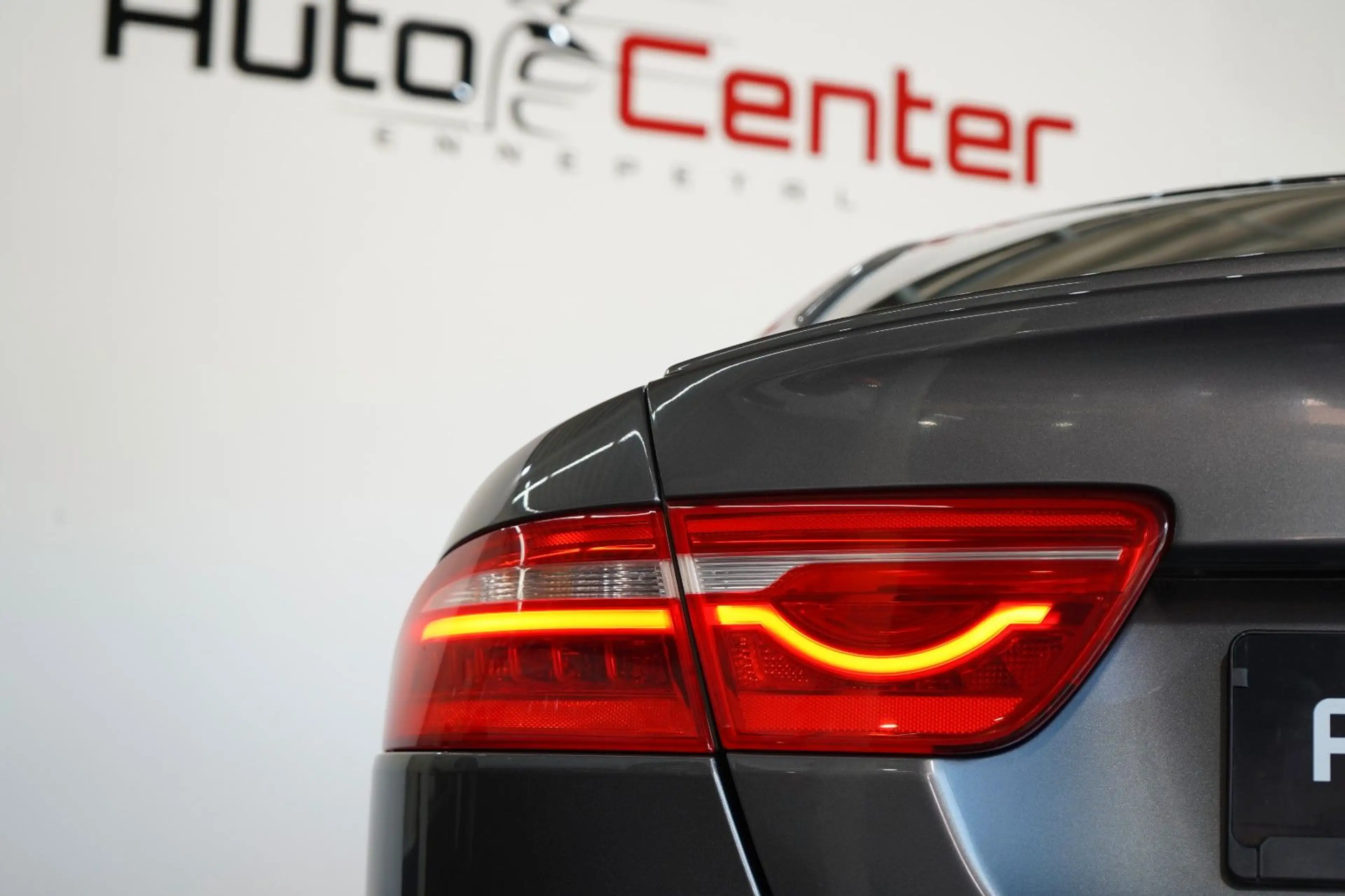 Jaguar XE R-Sport AWD*Meridian*TOTW*KAM*PANO* — photo 10